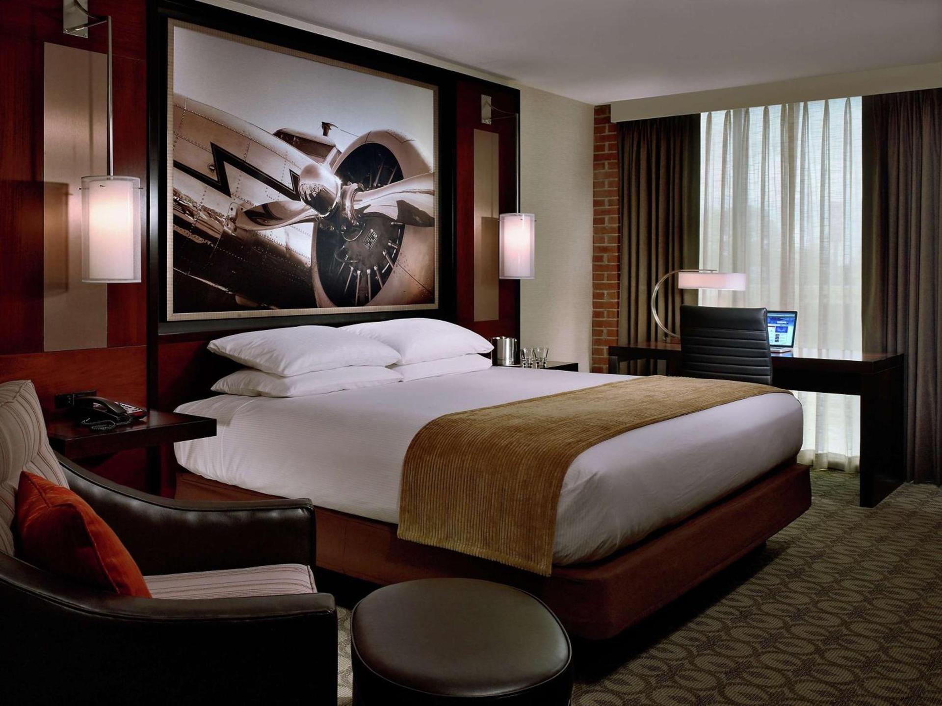 DoubleTree Hotel & Suites Charleston Airport photo 46