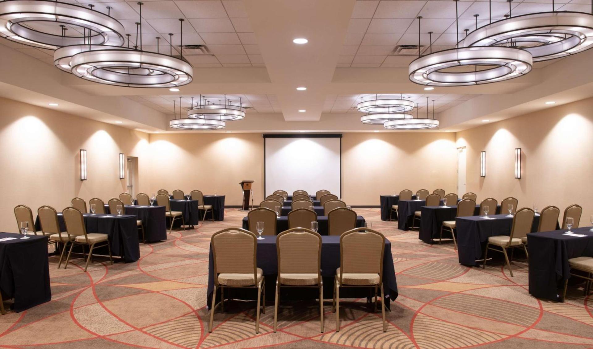 DoubleTree Hotel & Suites Charleston Airport photo 50