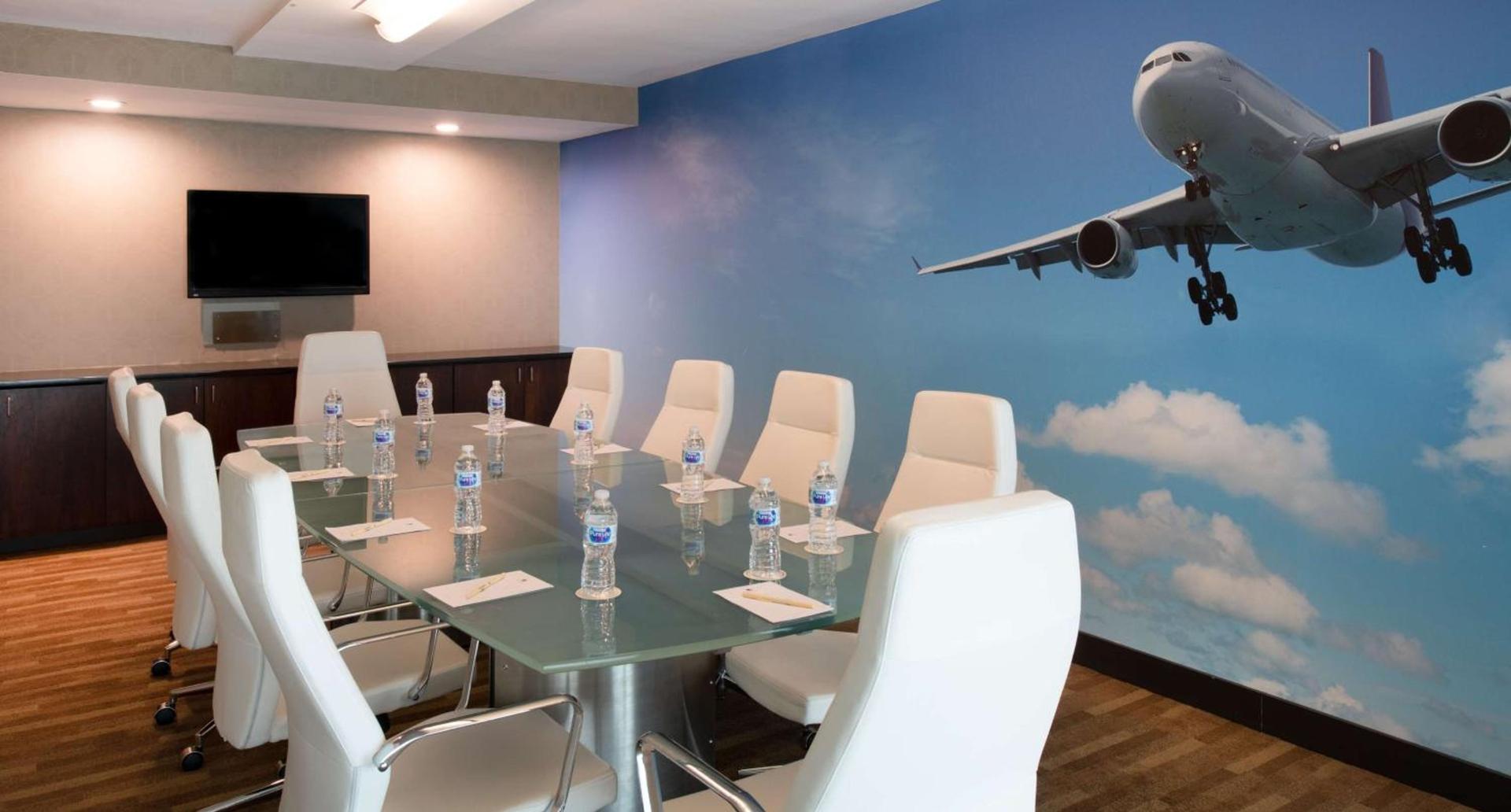 DoubleTree Hotel & Suites Charleston Airport photo 49