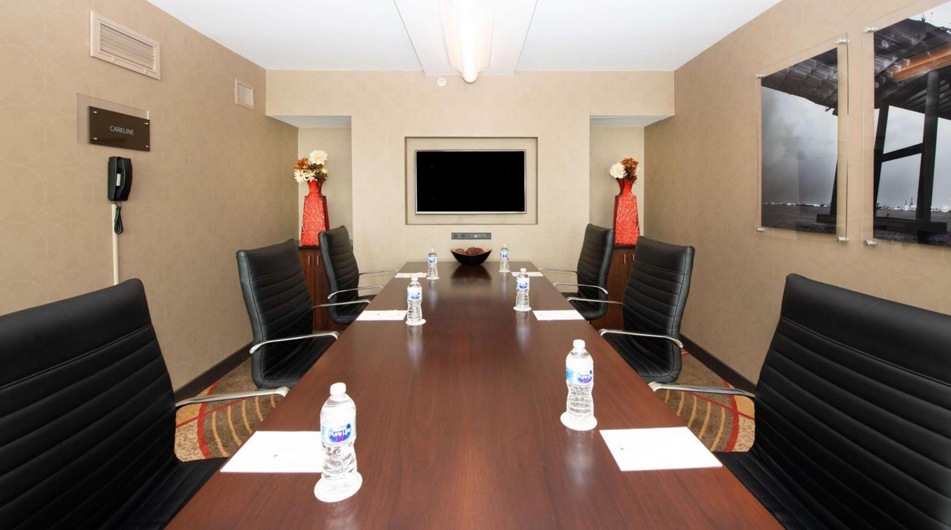 DoubleTree Hotel & Suites Charleston Airport photo 57