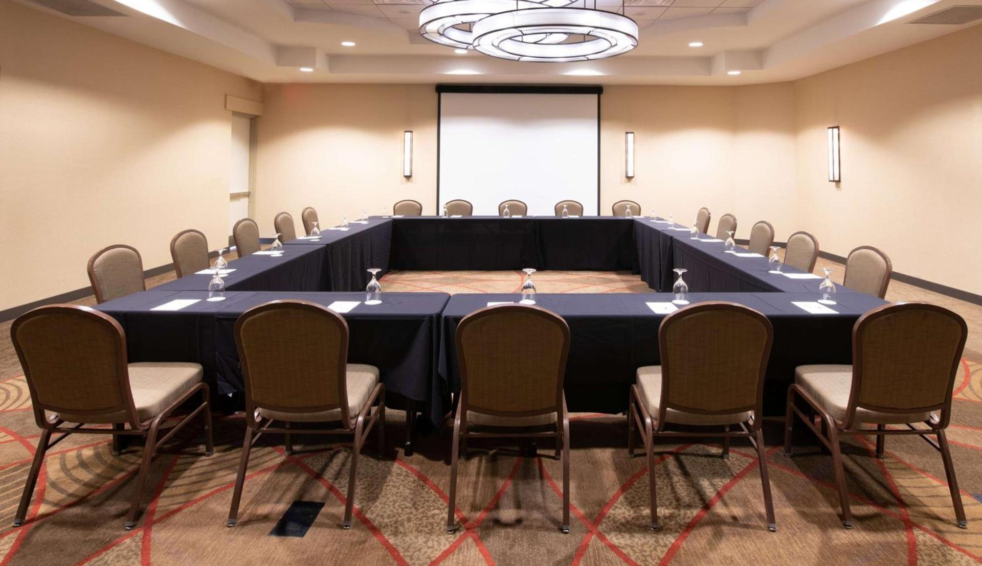 DoubleTree Hotel & Suites Charleston Airport photo 59