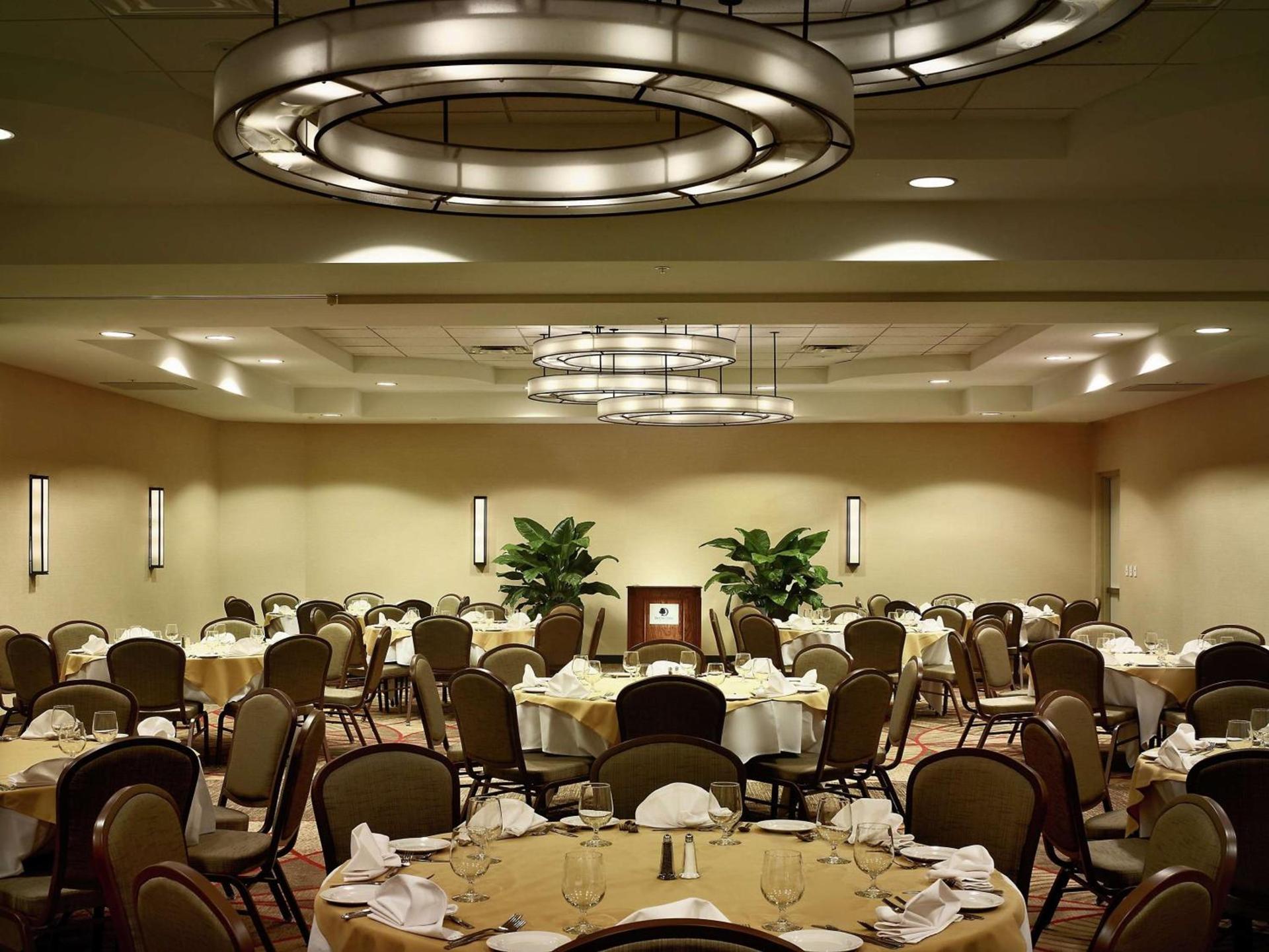 DoubleTree Hotel & Suites Charleston Airport photo 64