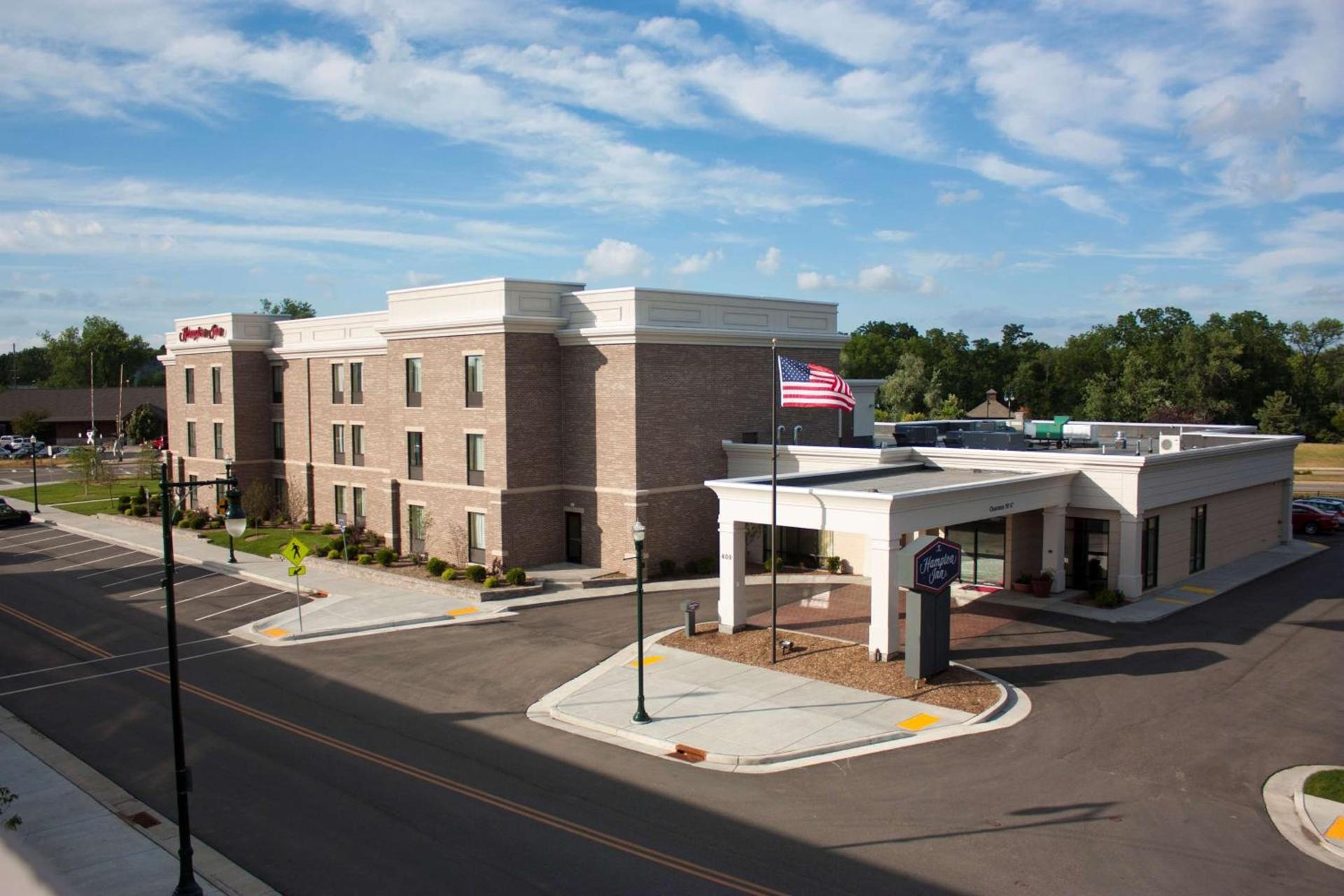 Hampton Inn - Burlington photo 2