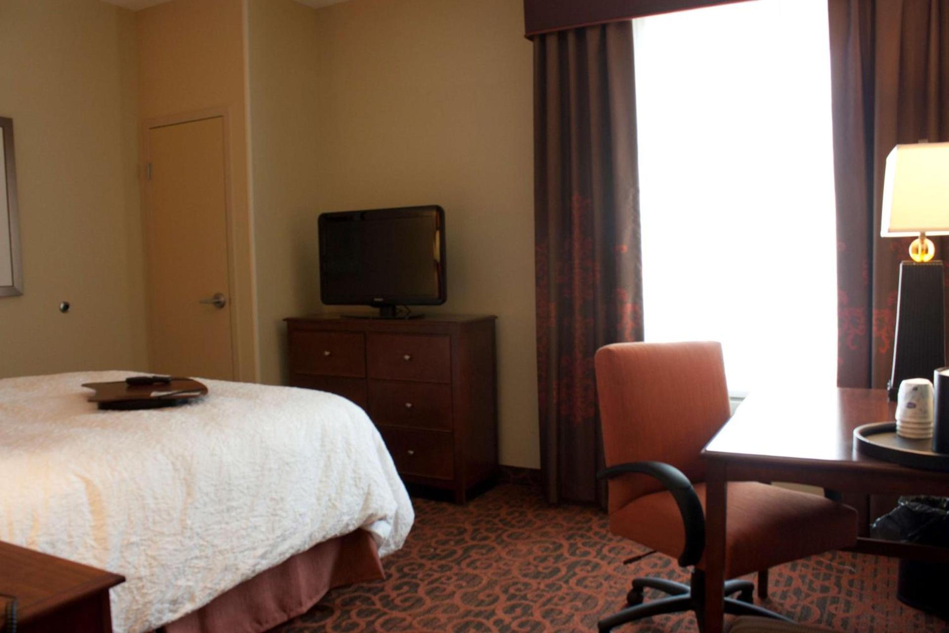 Hampton Inn - Burlington photo 21