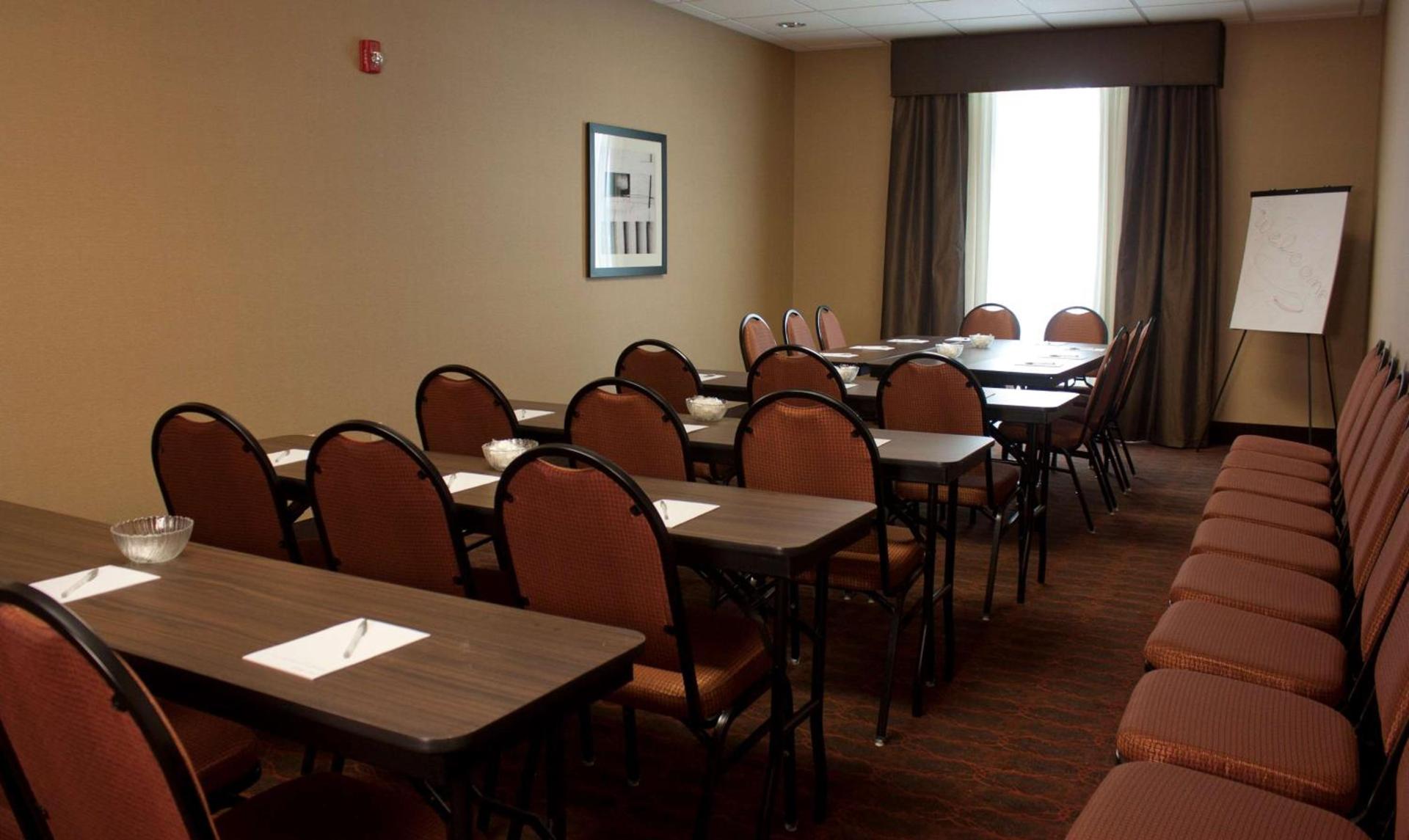 Hampton Inn - Burlington photo 28