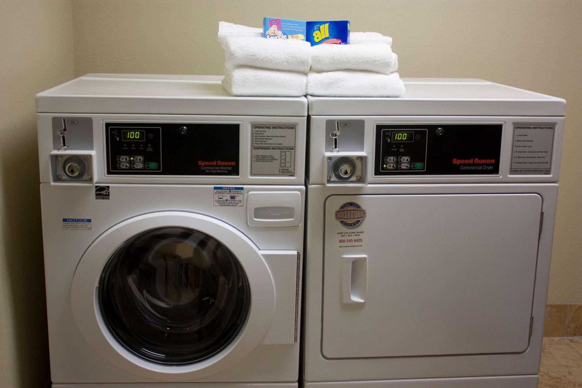 Hampton Inn - Burlington photo 33