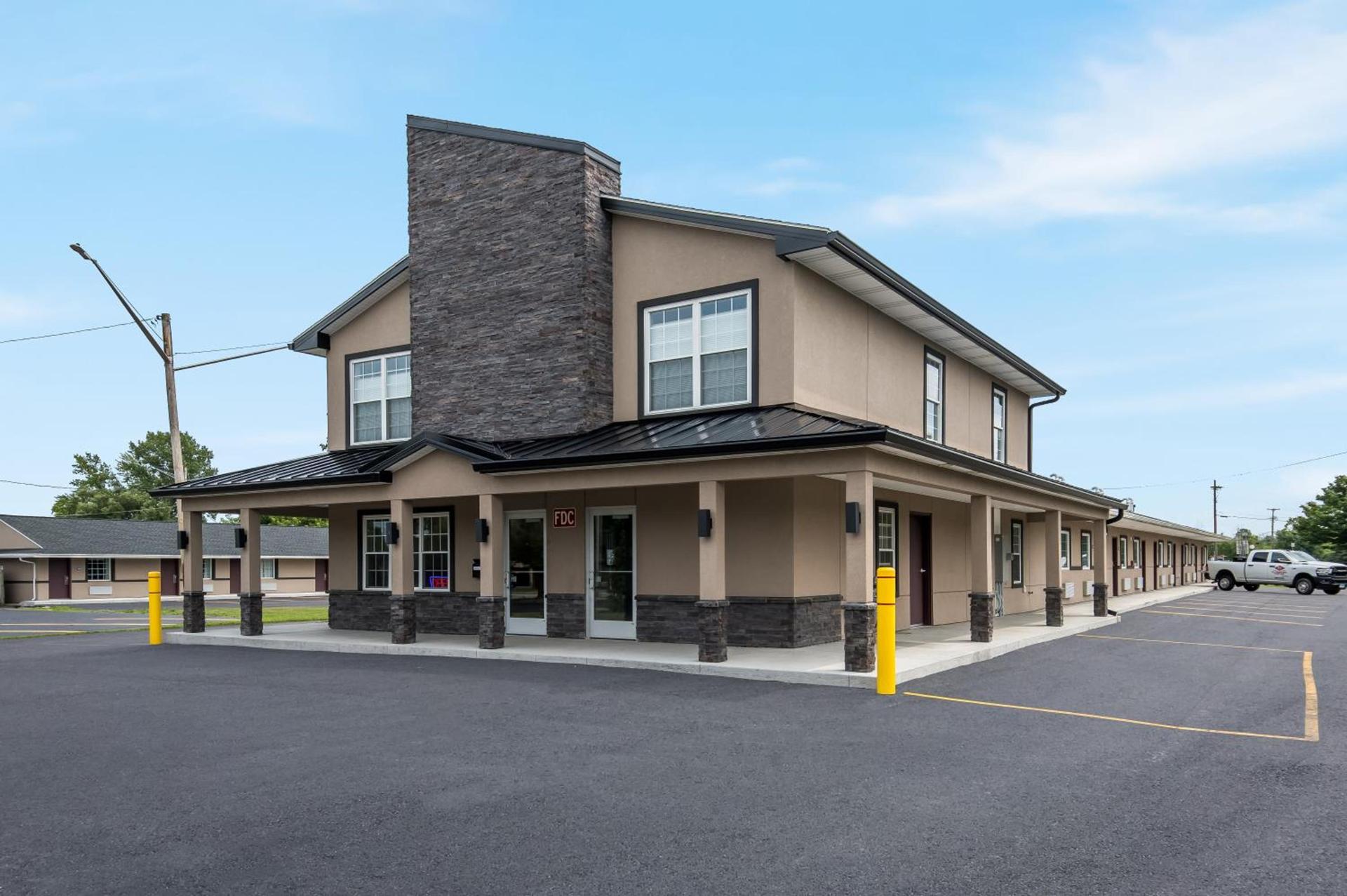 Americas Best Value Inn Farmington photo 27