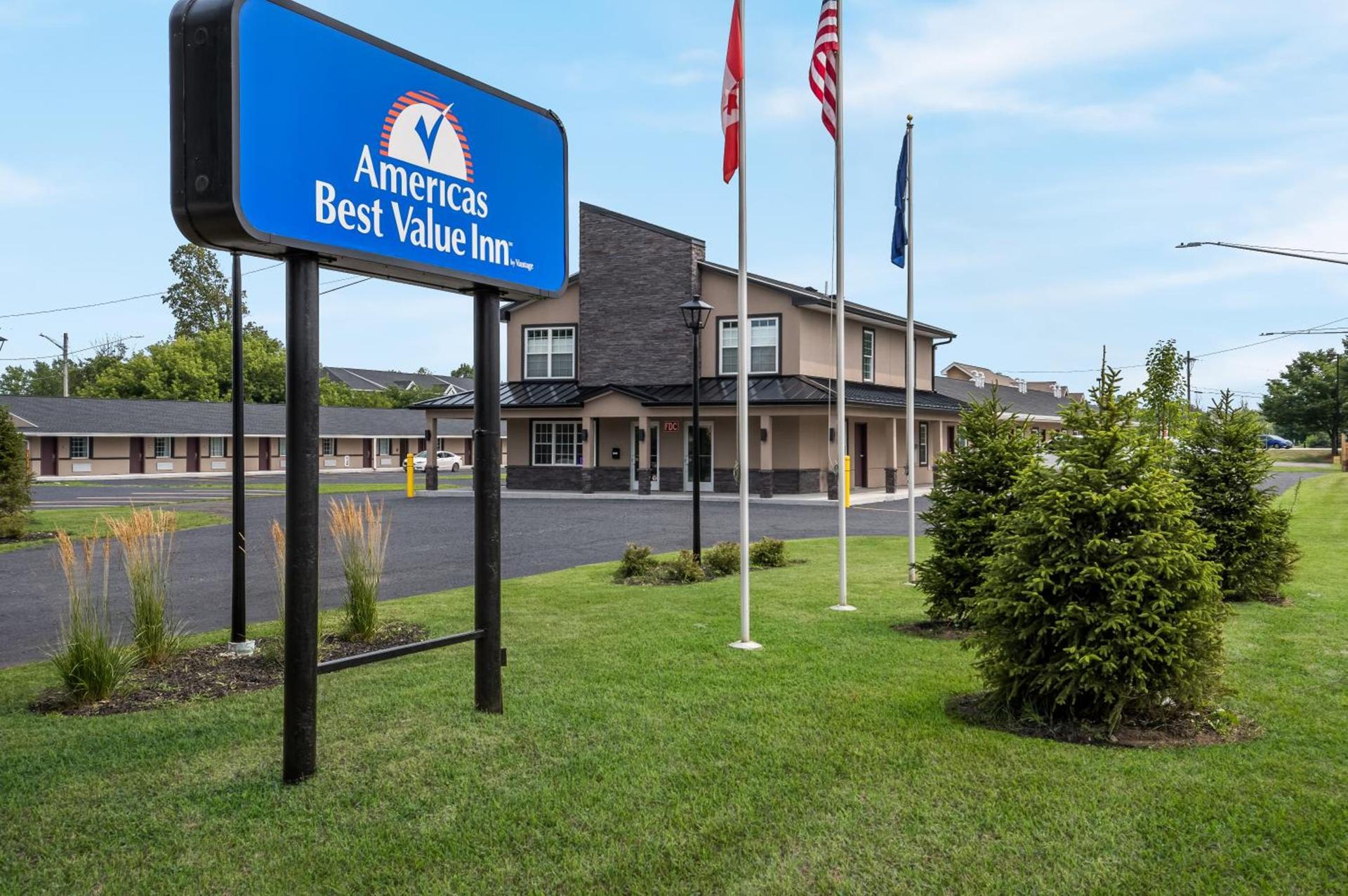 Americas Best Value Inn Farmington photo 1