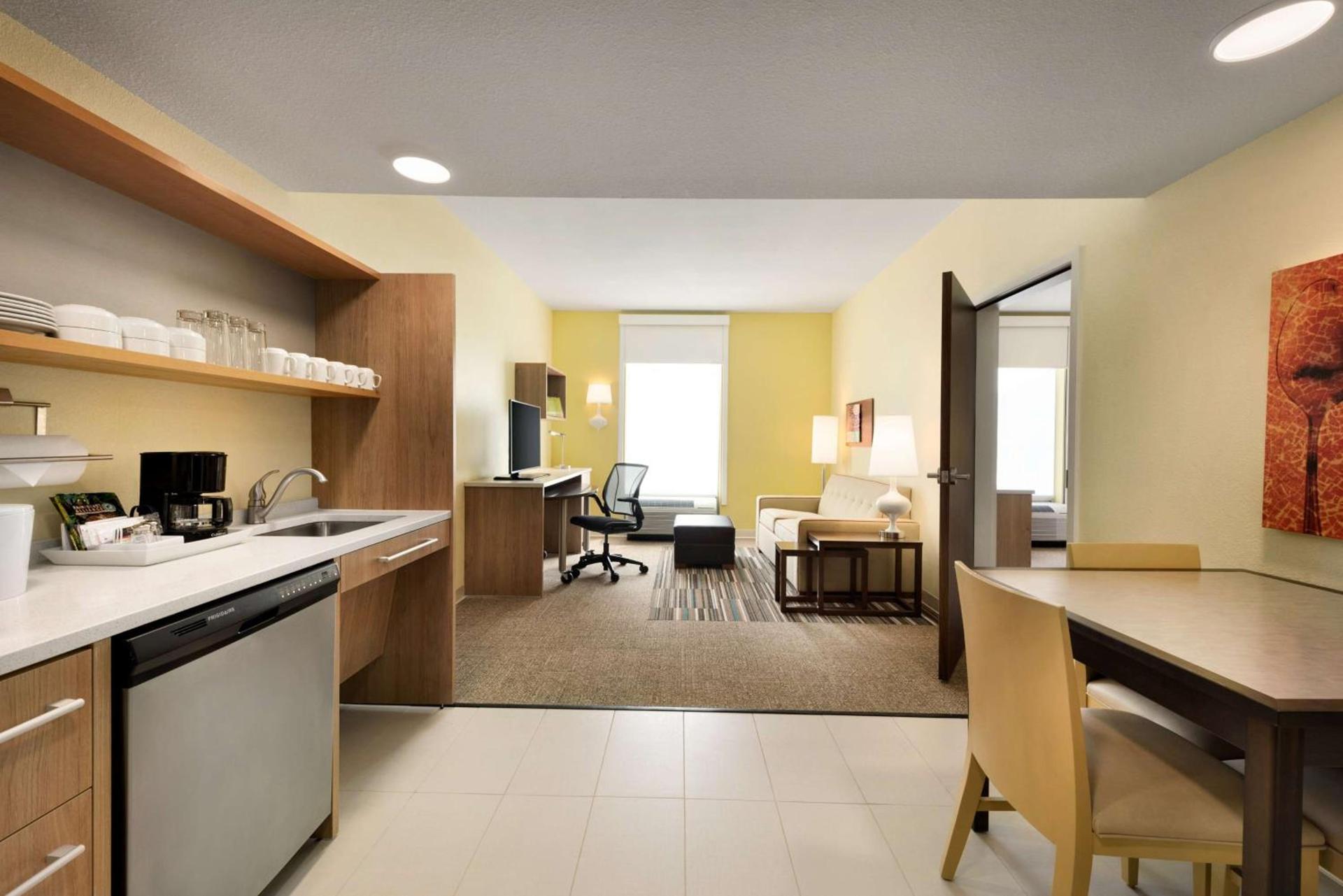Home2 Suites By Hilton-Cleveland Beachwood photo 2