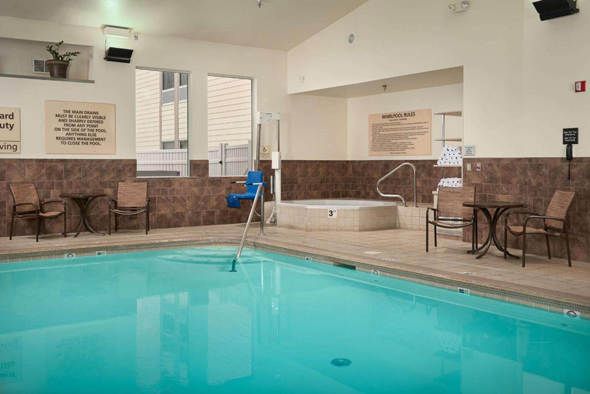 Hampton Inn Butte photo 5