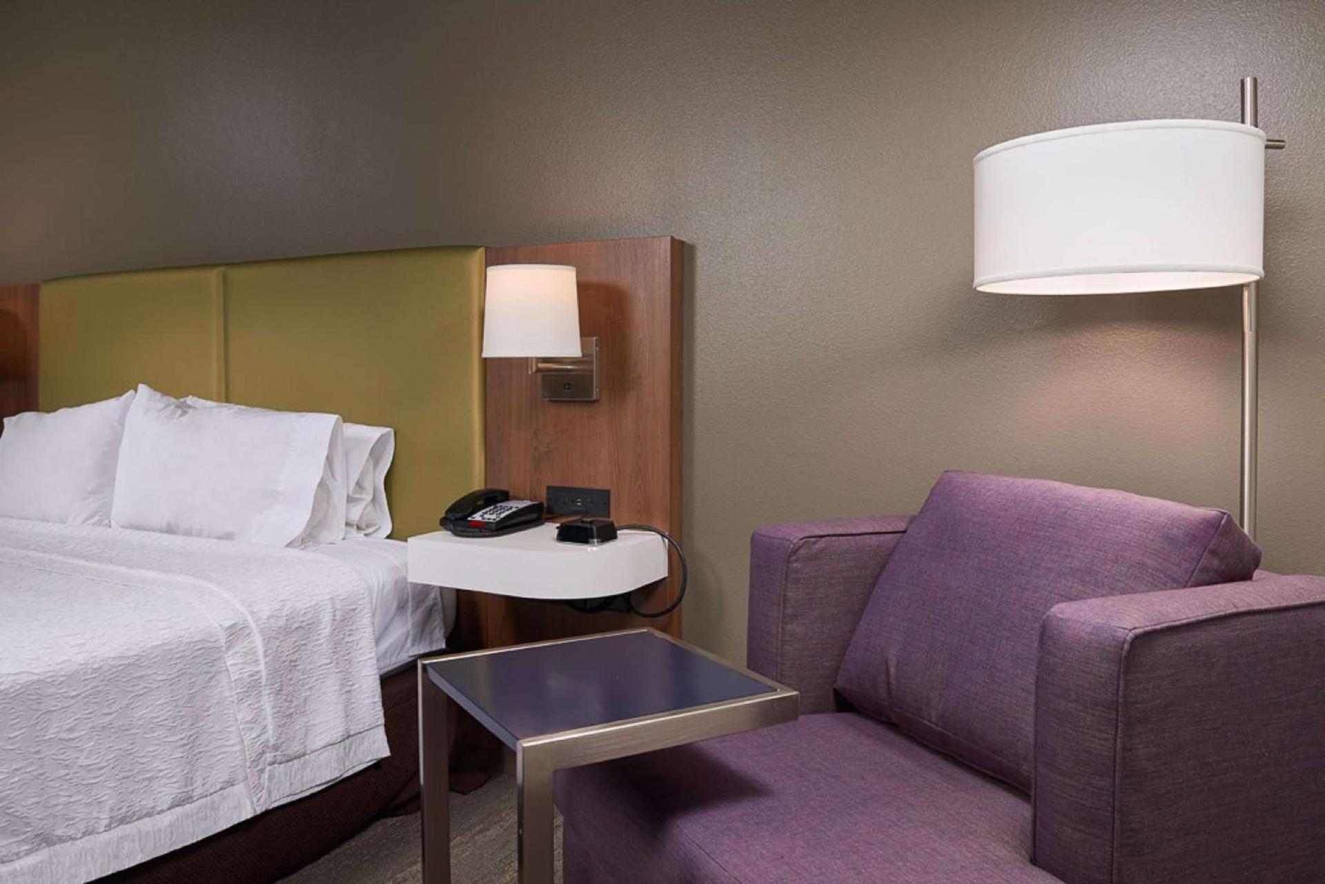Hampton Inn Butte photo 12
