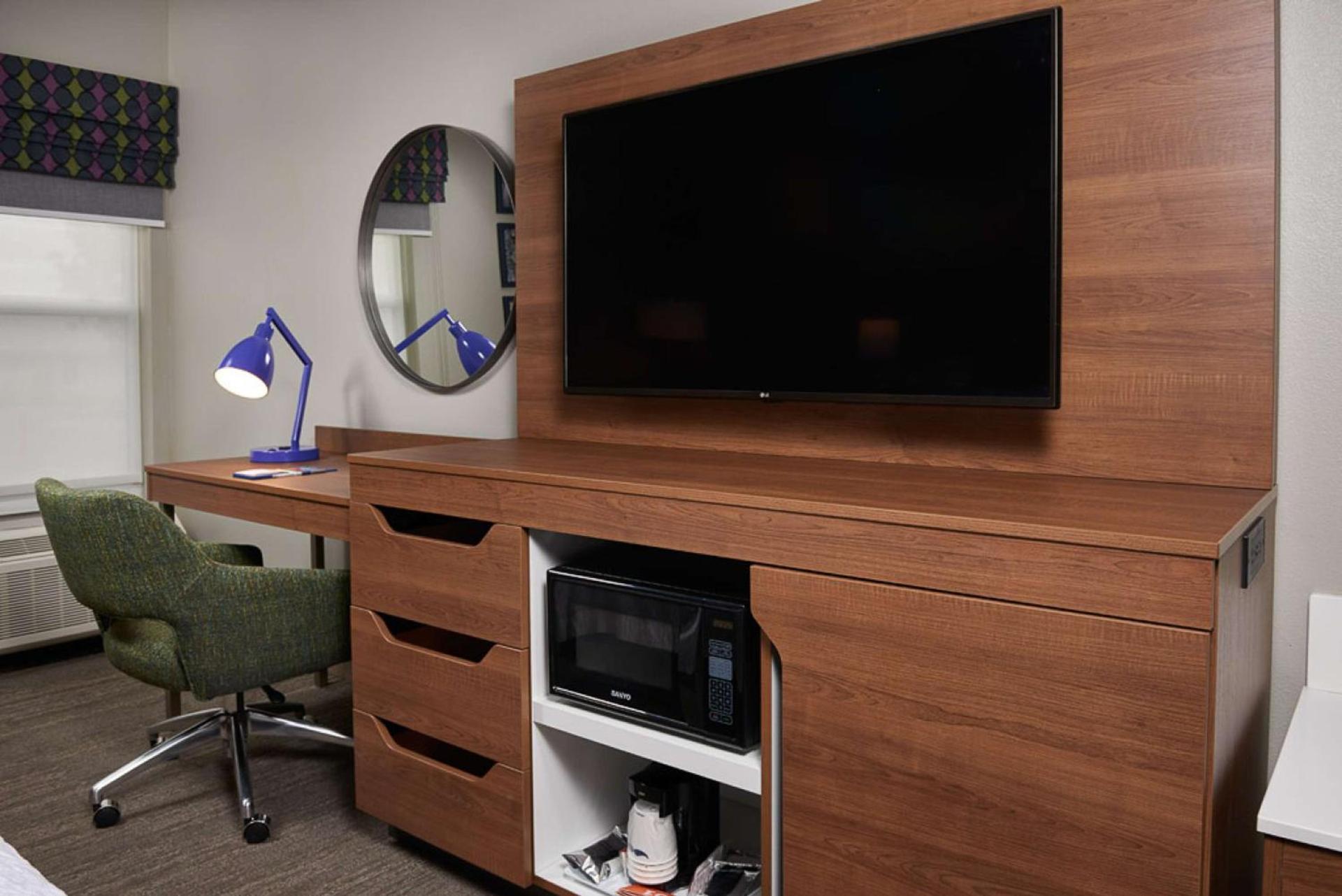 Hampton Inn Butte photo 15
