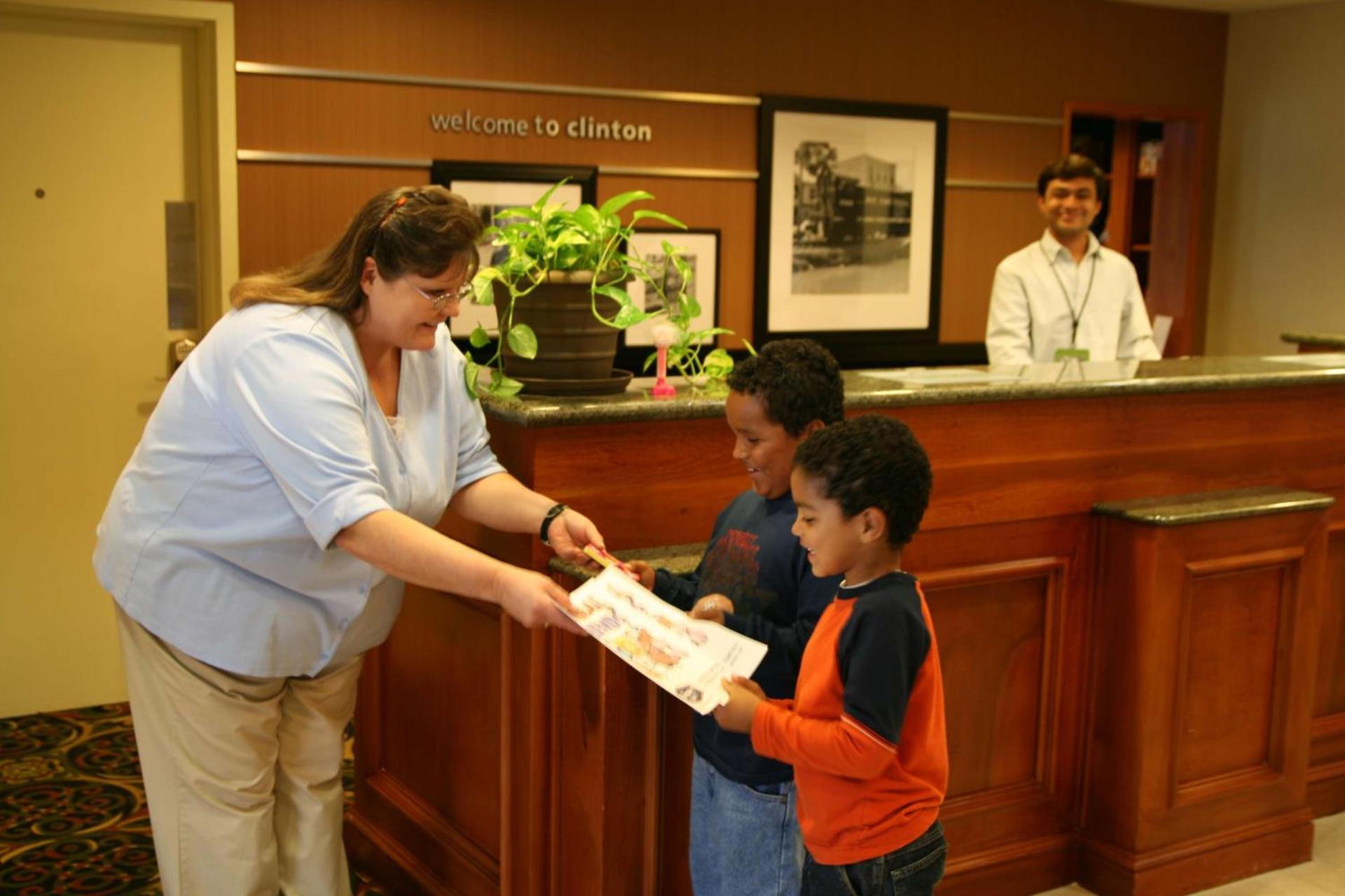 Hampton Inn Clinton photo 4