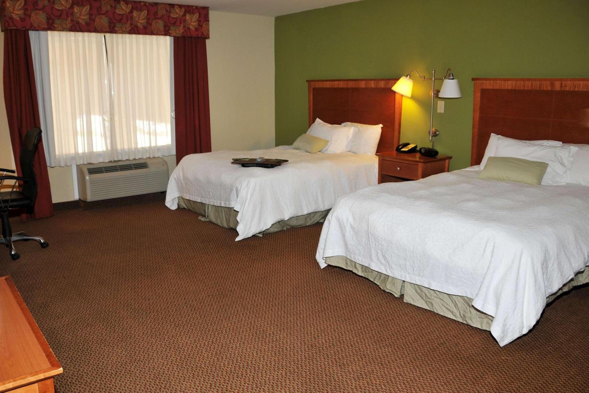 Hampton Inn Clinton photo 13