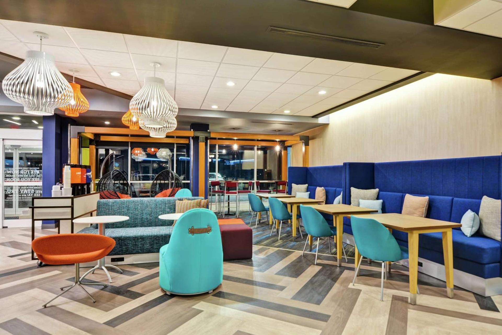 Tru By Hilton Richmond photo 10