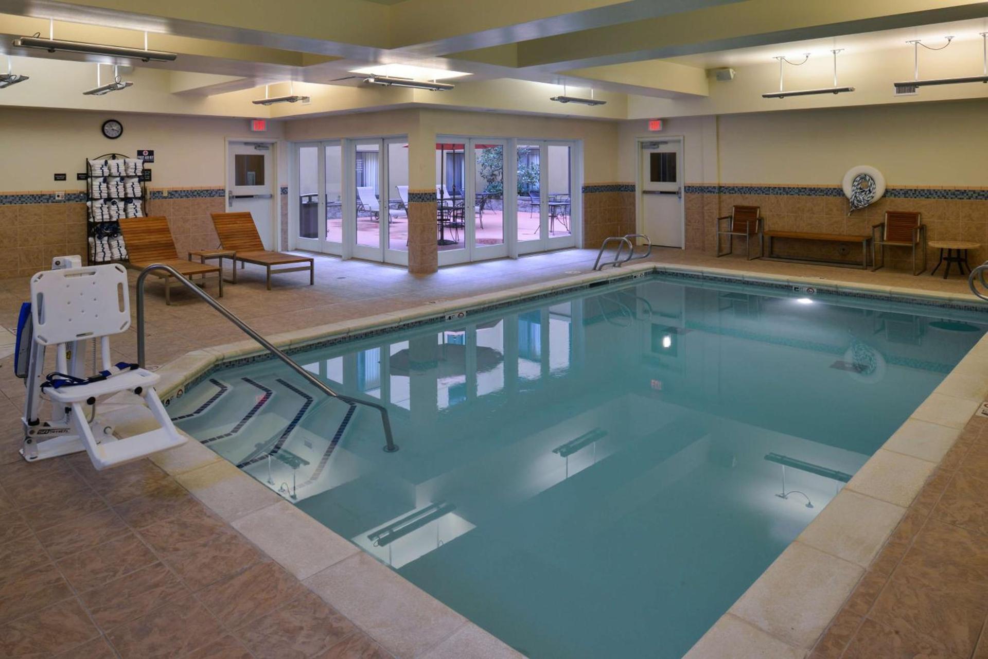 Hampton Inn & Suites Tacoma photo 6