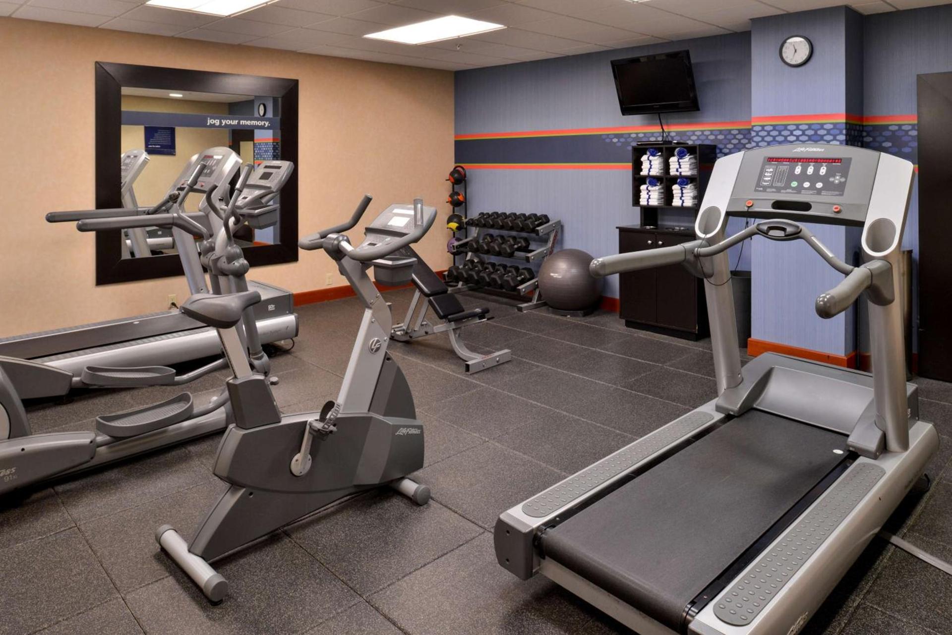 Hampton Inn & Suites Tacoma photo 12
