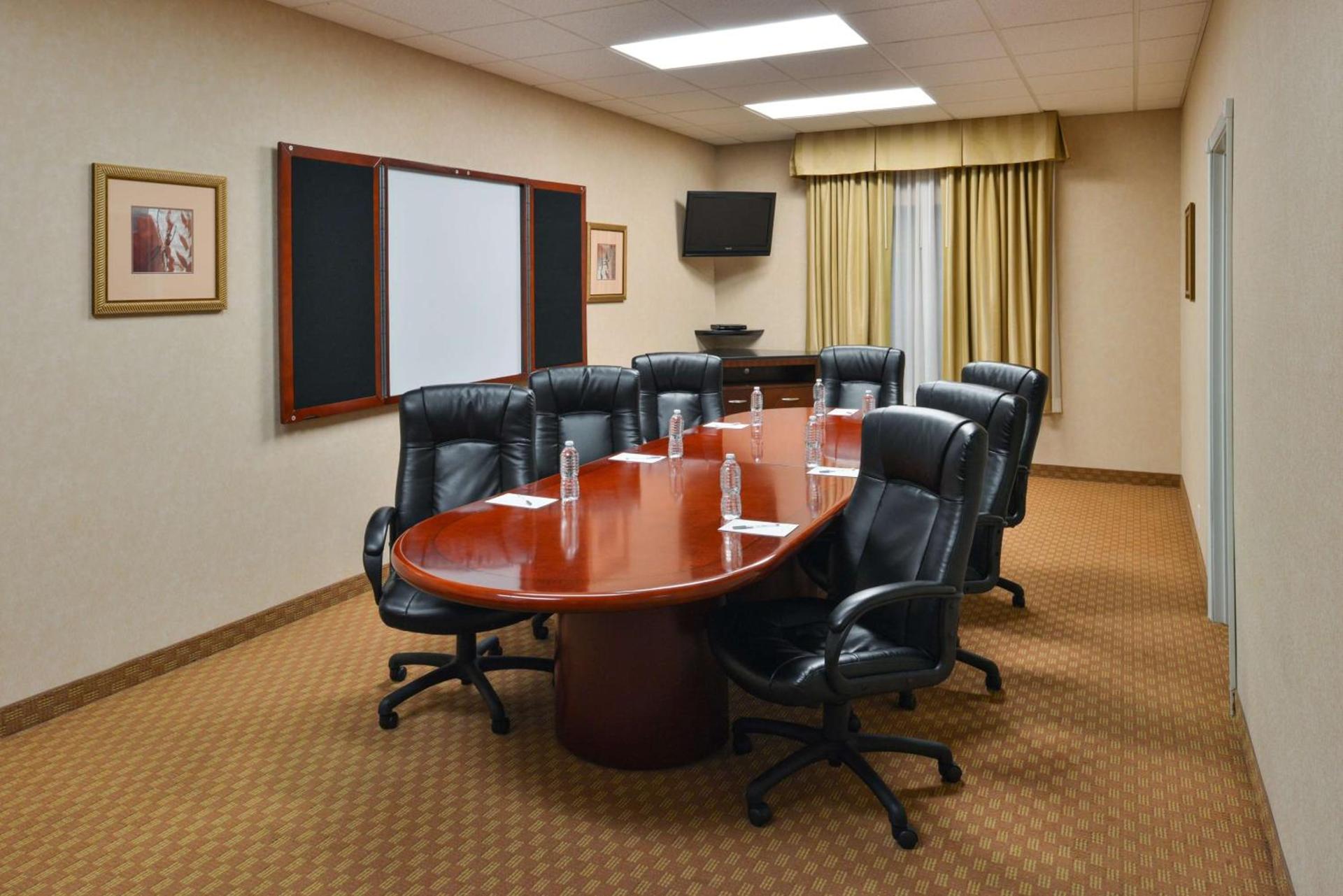 Hampton Inn & Suites Tacoma photo 21