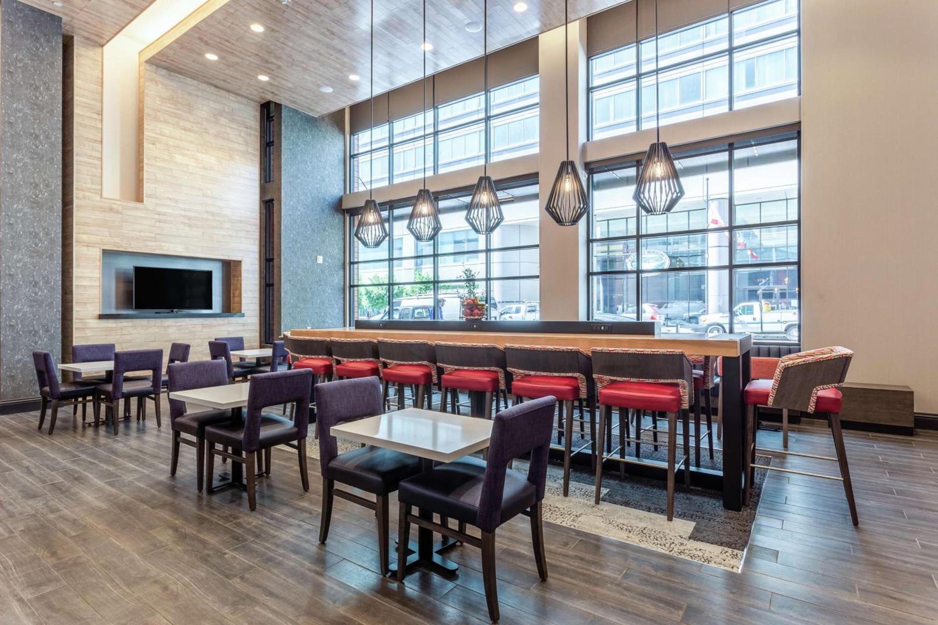 Hampton Inn Oakland Downtown-City Center photo 6