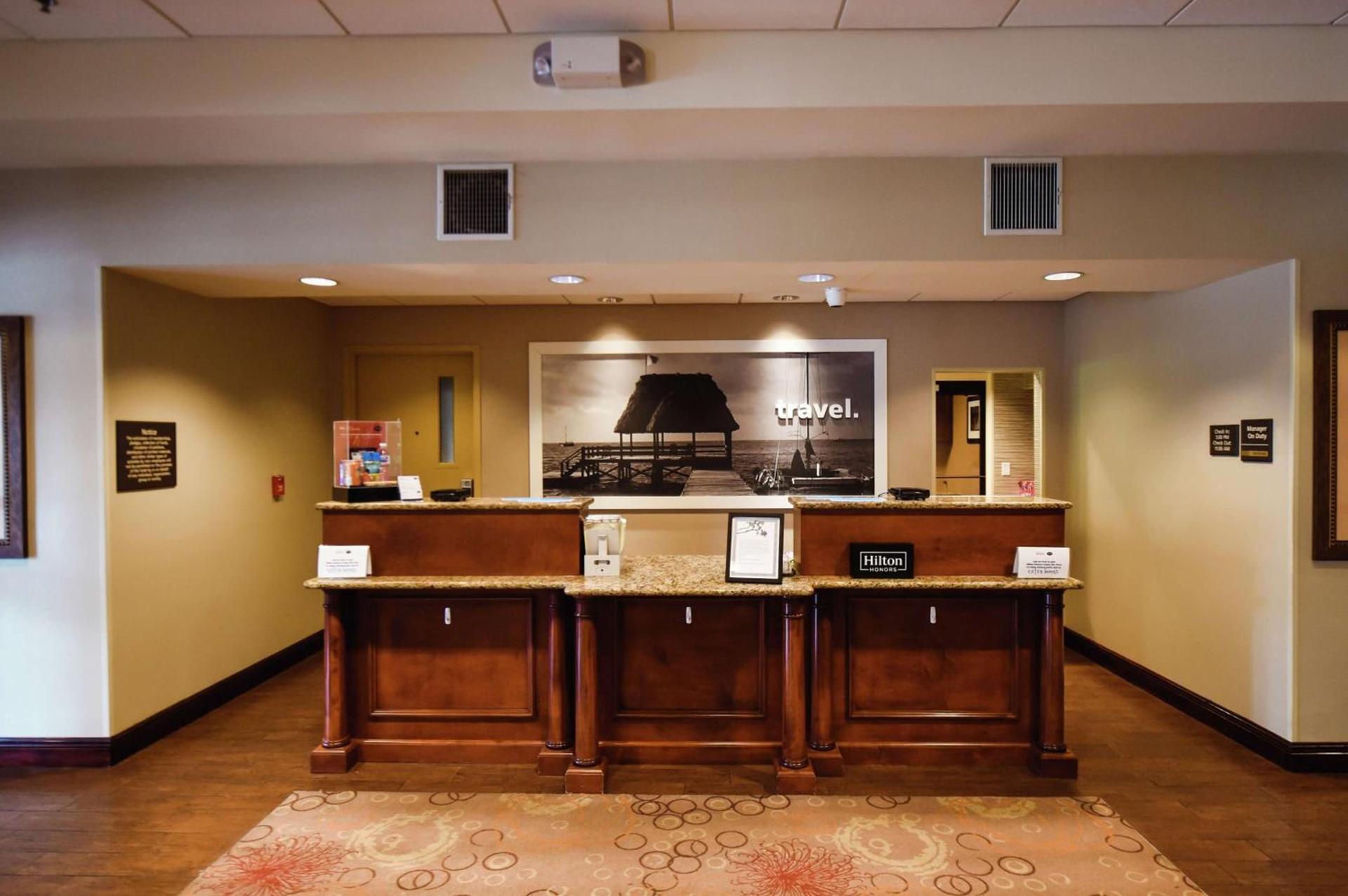 Hampton Inn & Suites Ocala - Belleview photo 3