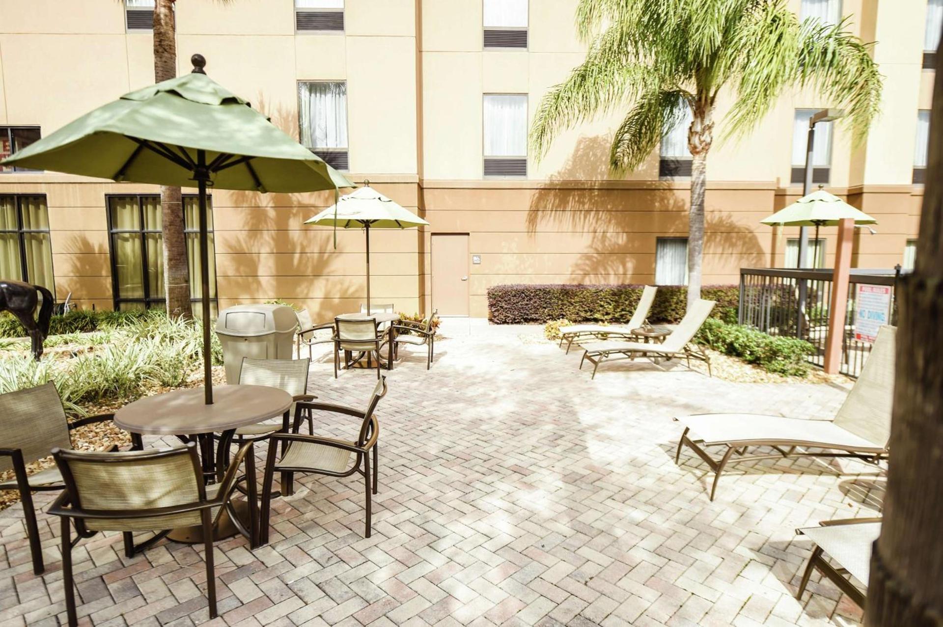 Hampton Inn & Suites Ocala - Belleview photo 5