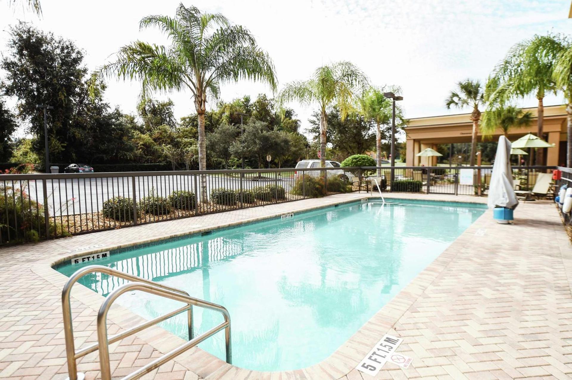 Hampton Inn & Suites Ocala - Belleview photo 6
