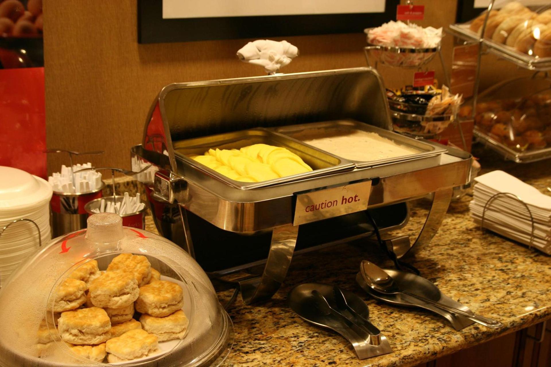 Hampton Inn & Suites Ocala - Belleview photo 11