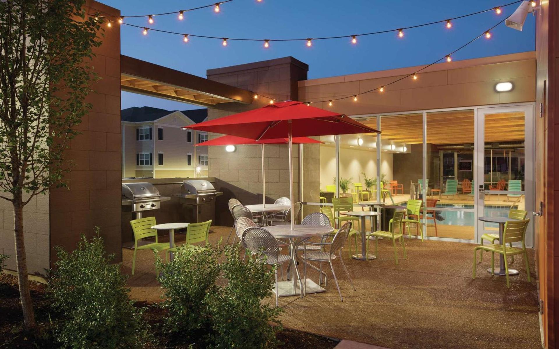 Home2 Suites St. Louis / Forest Park photo 2
