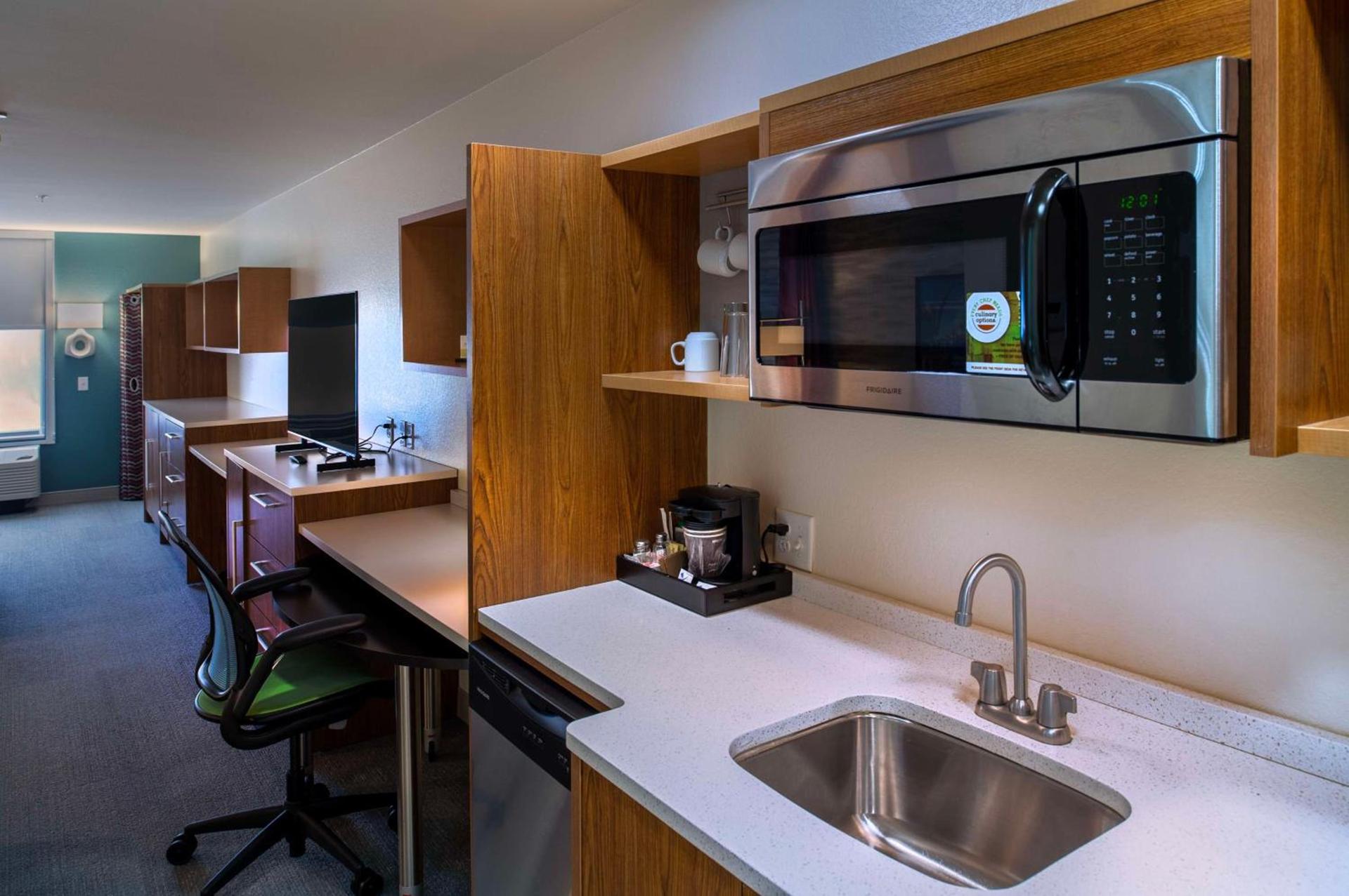 Home2 Suites St. Louis / Forest Park photo 21