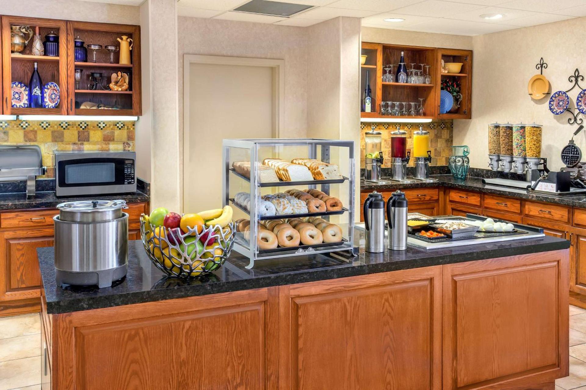 Homewood Suites by Hilton Santa Fe-North photo 7