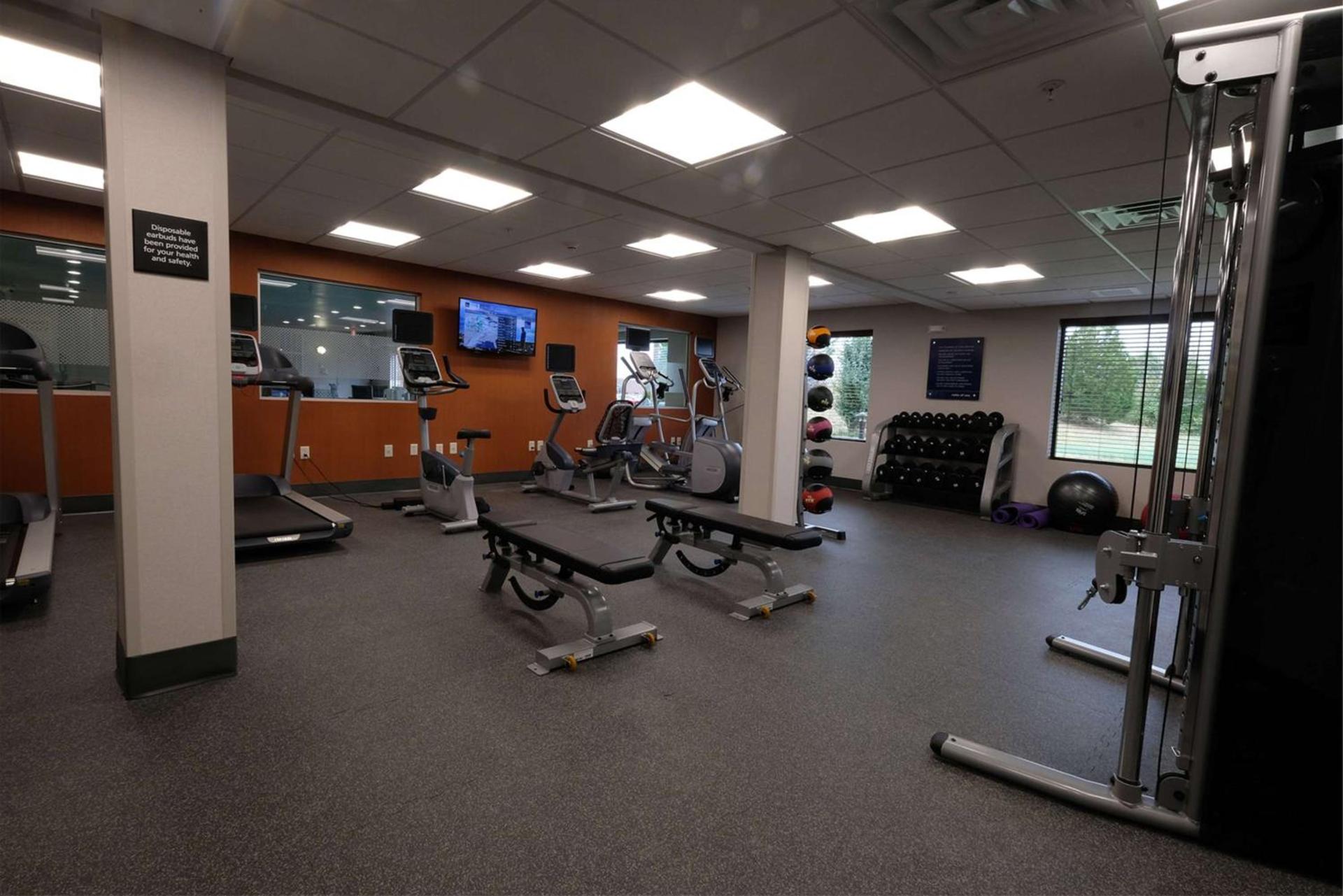 Hampton Inn Searcy Arkansas photo 16