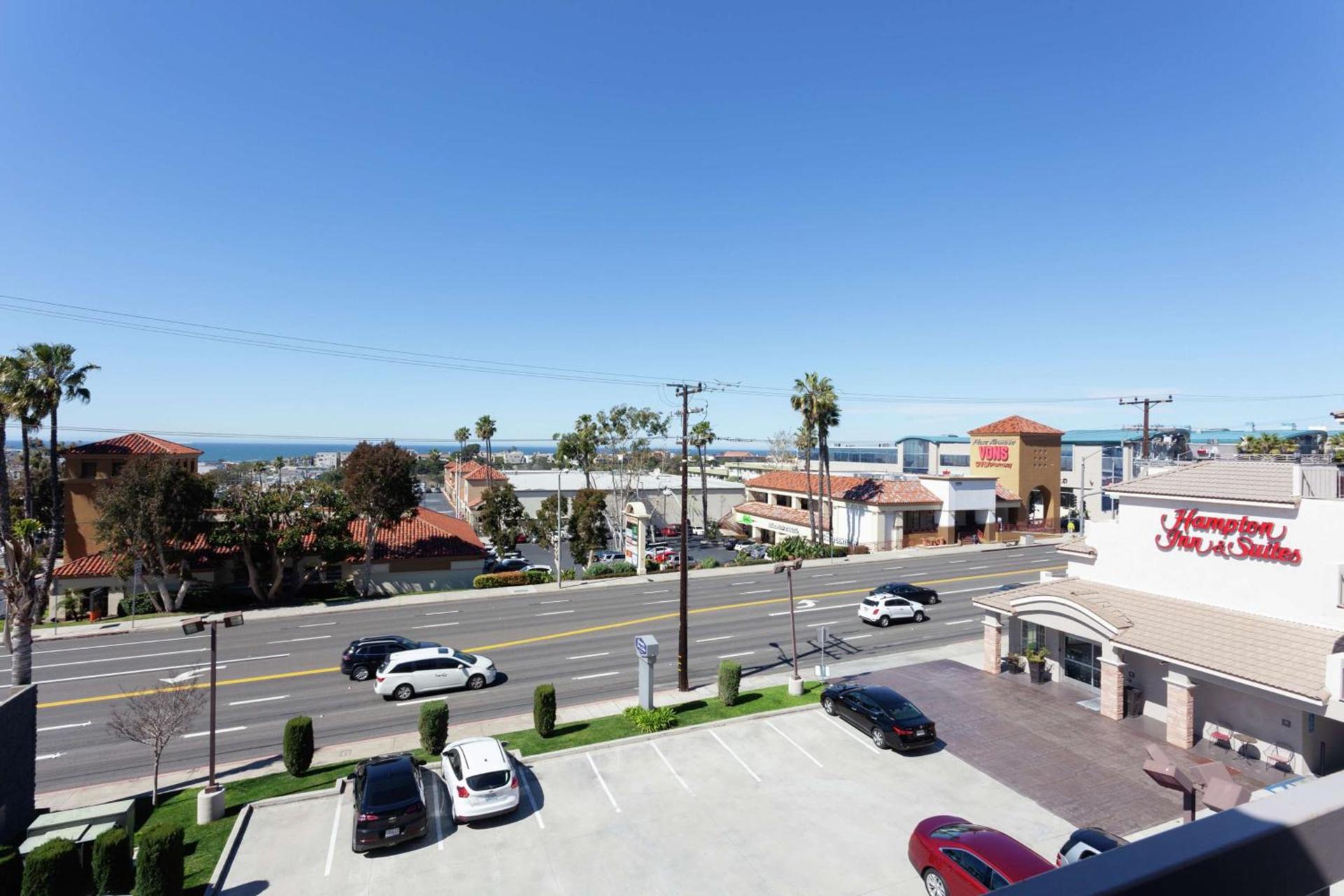 Hampton Inn & Suites Hermosa Beach photo 11