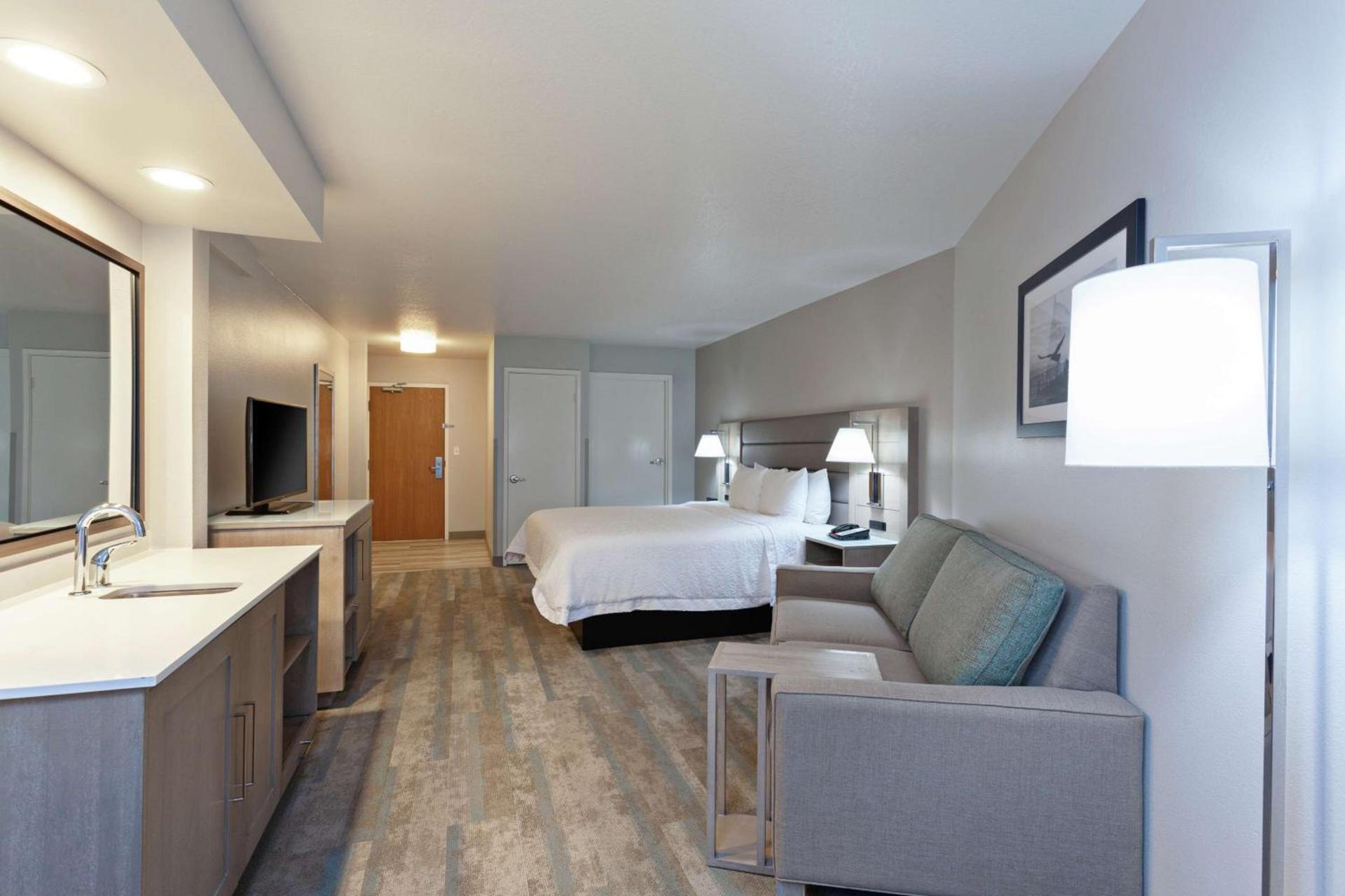 Hampton Inn & Suites Hermosa Beach photo 15