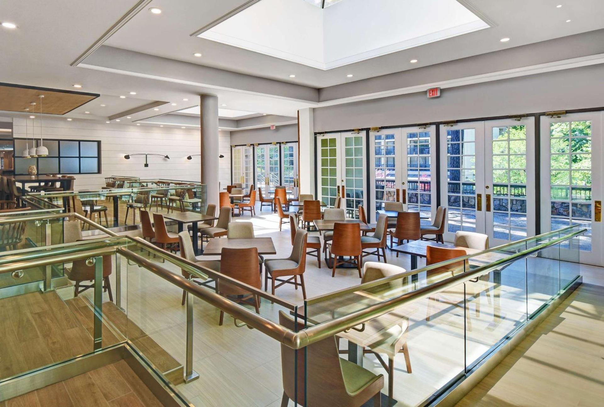 Hilton Peachtree City Atlanta Hotel & Conference Center photo 16