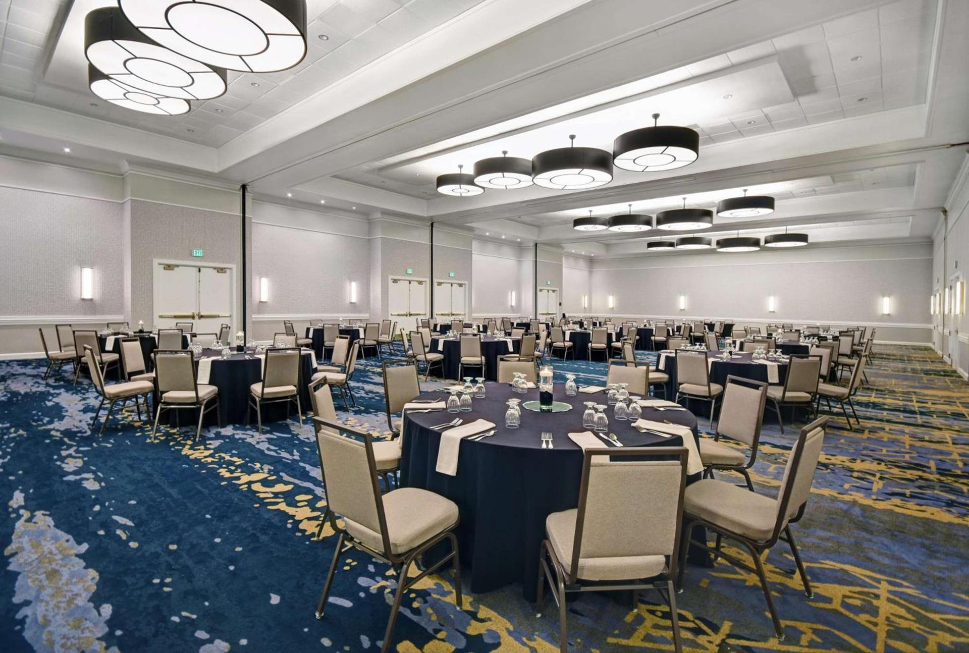 Hilton Peachtree City Atlanta Hotel & Conference Center photo 2