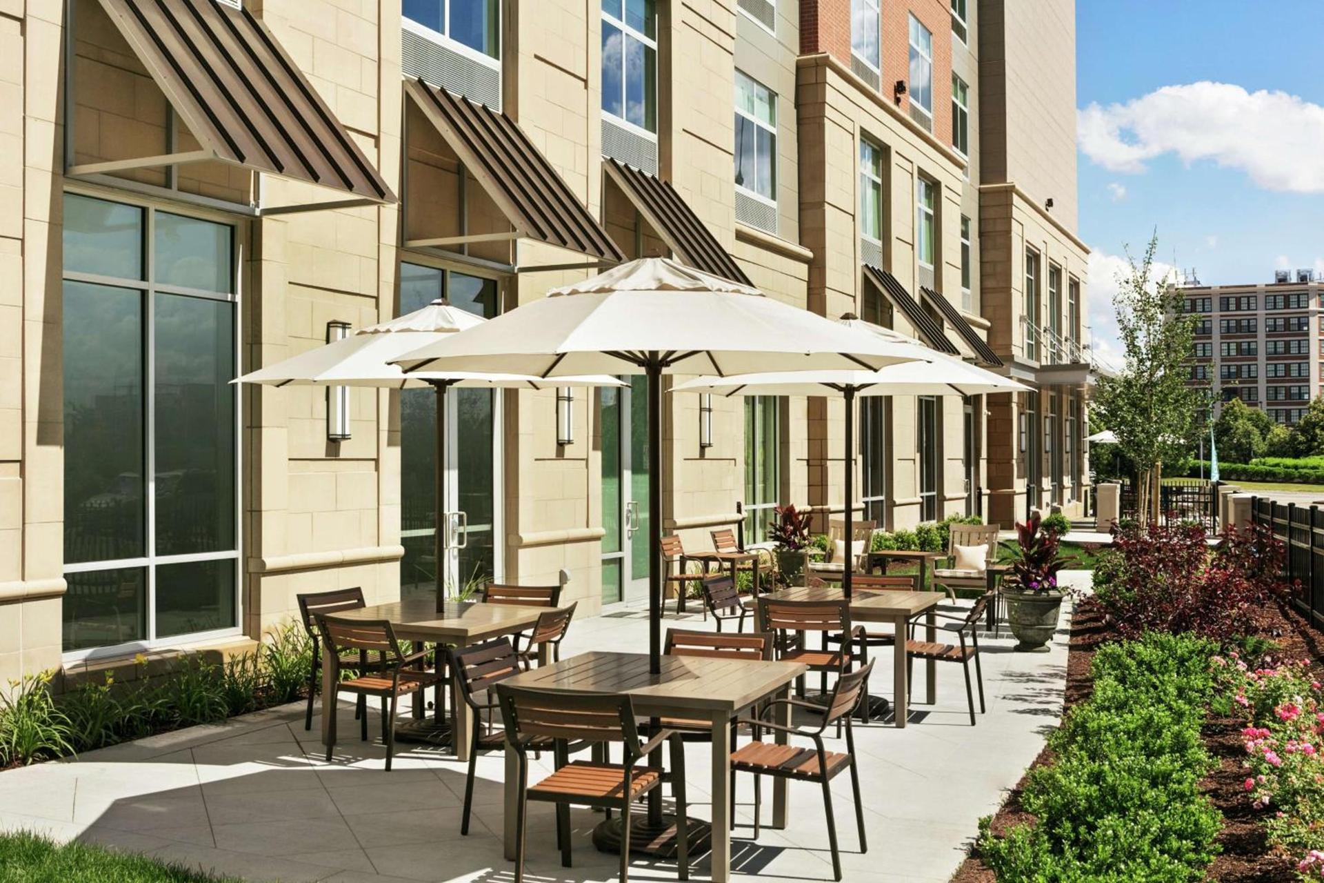 Homewood Suites By Hilton Worcester photo 2