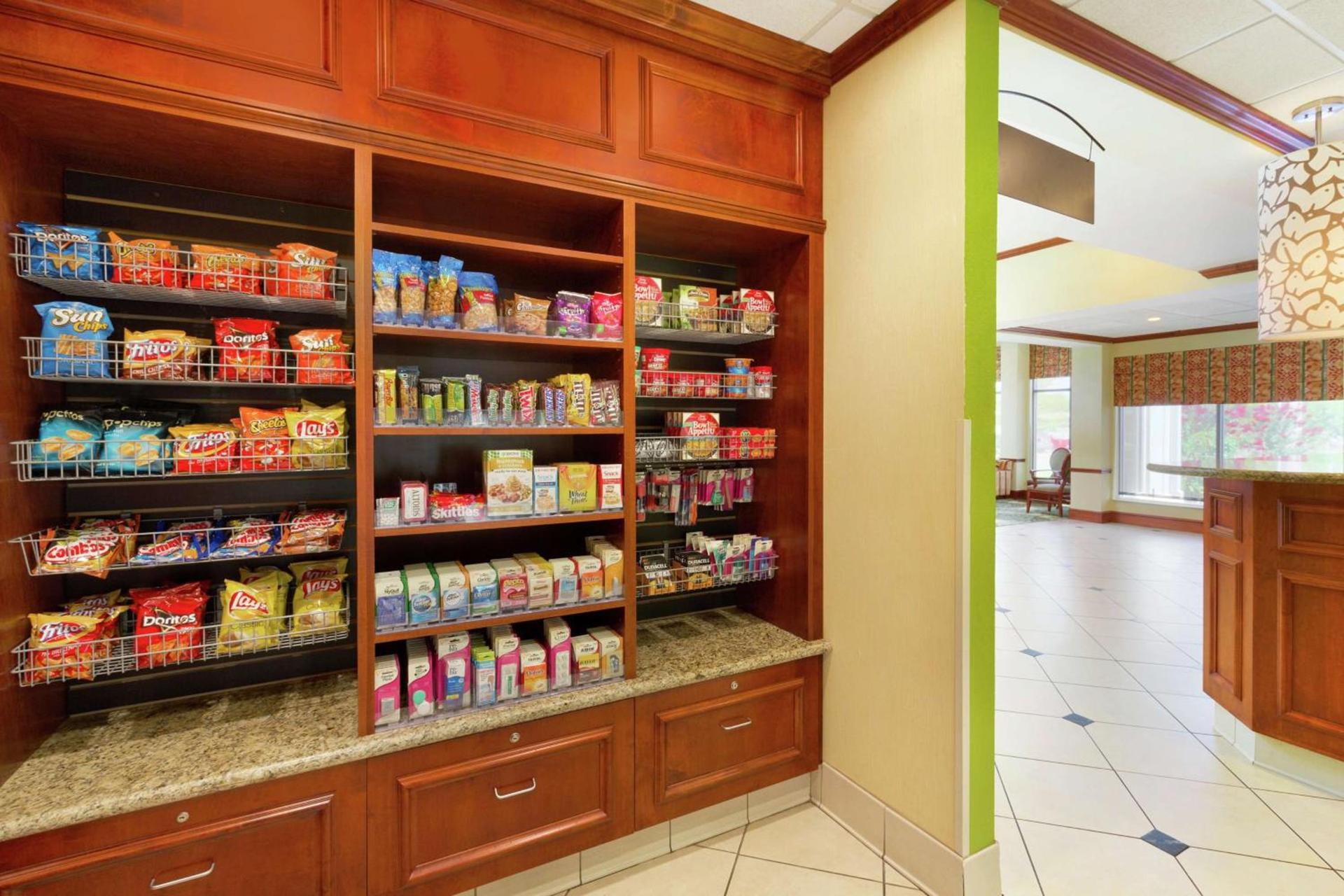 Hilton Garden Inn Shreveport photo 8