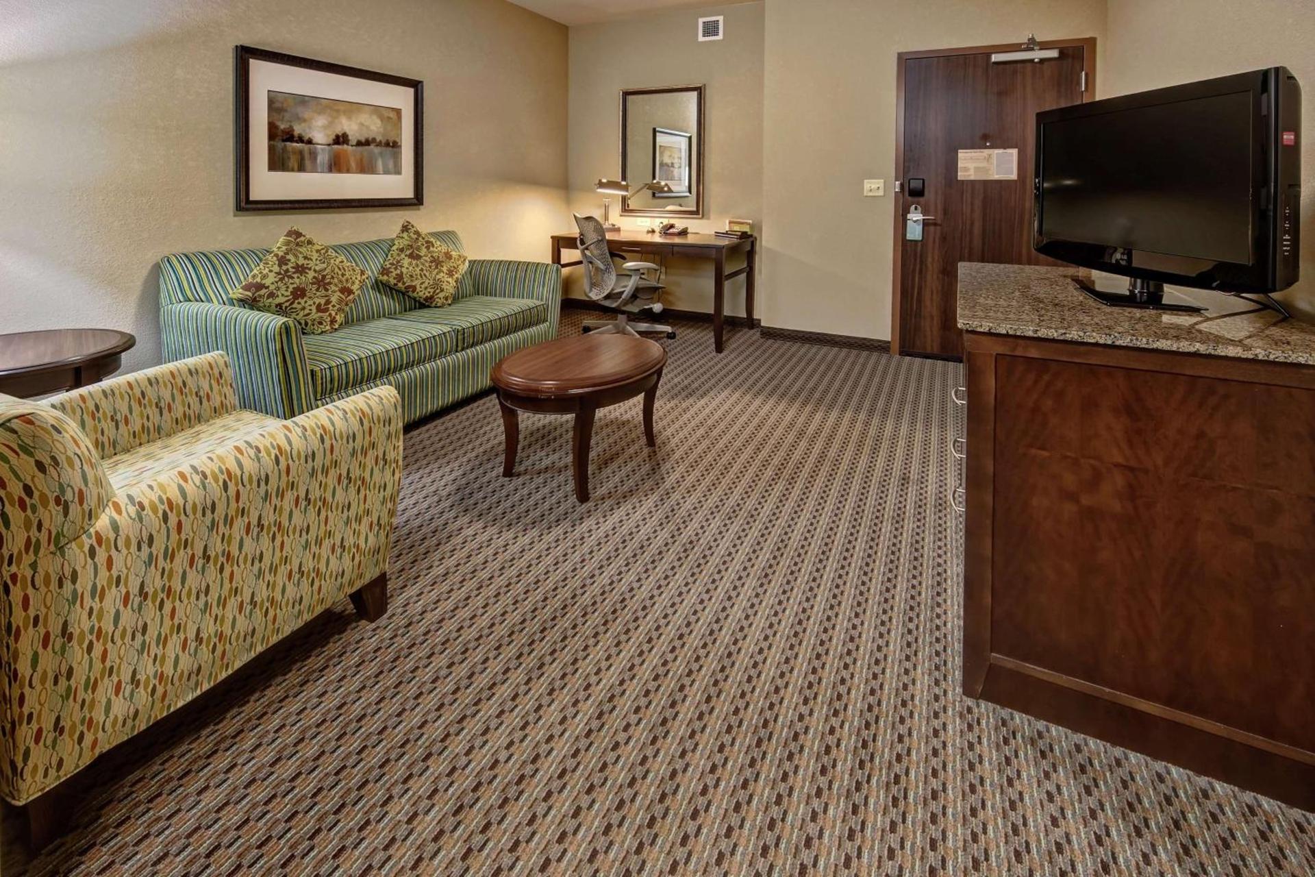 Hilton Garden Inn Midtown Tulsa photo 14