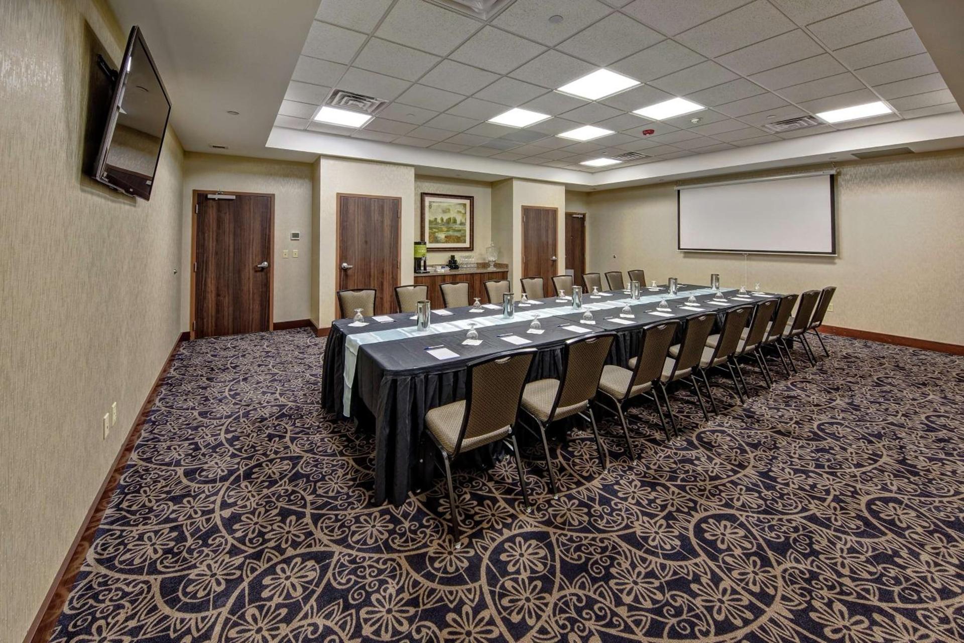 Hilton Garden Inn Midtown Tulsa photo 19
