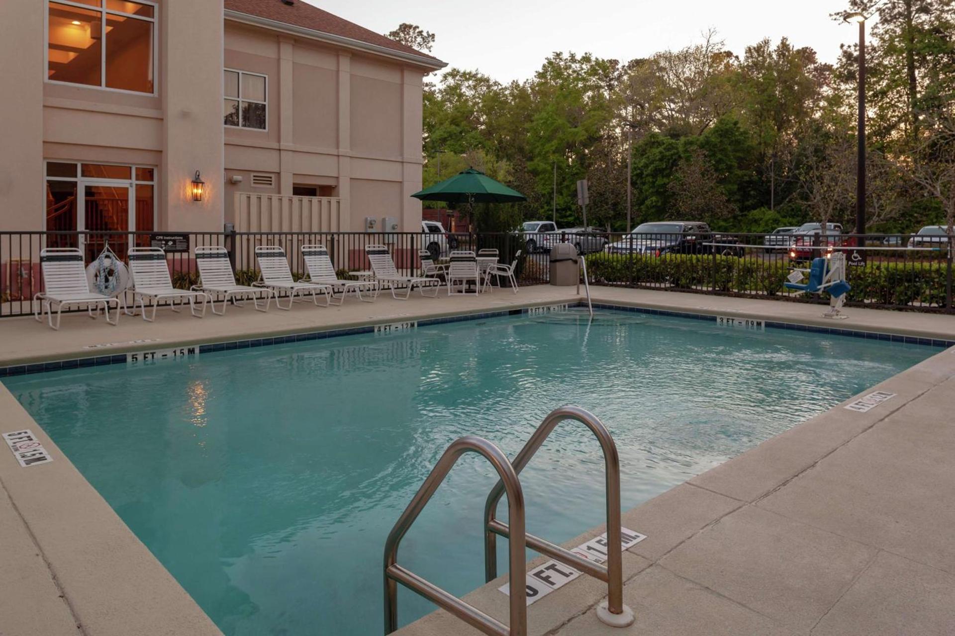 Homewood Suites by Hilton Tallahassee photo 4
