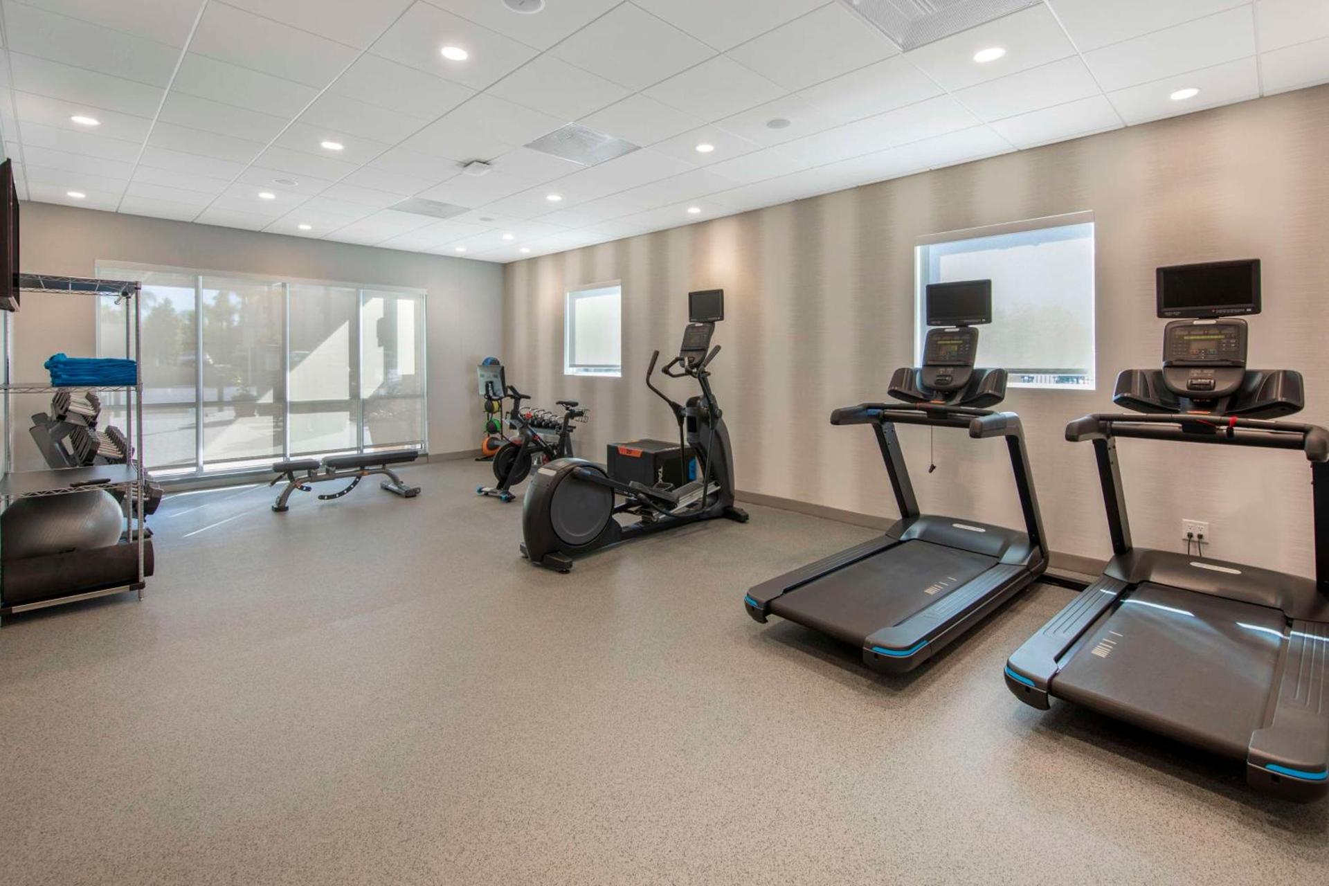 Home2 Suites By Hilton Redlands photo 10