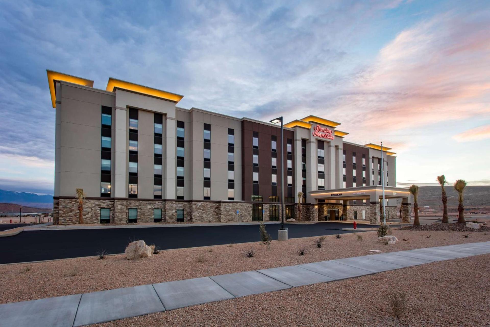 Hampton Inn & Suites St. George photo 1