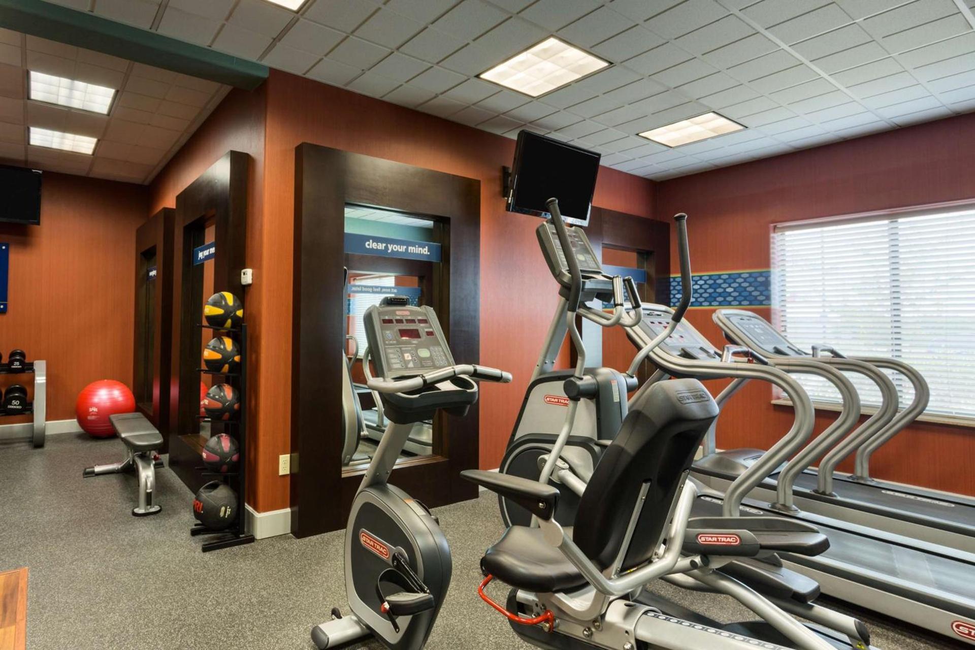Hampton Inn & Suites Pharr photo 9