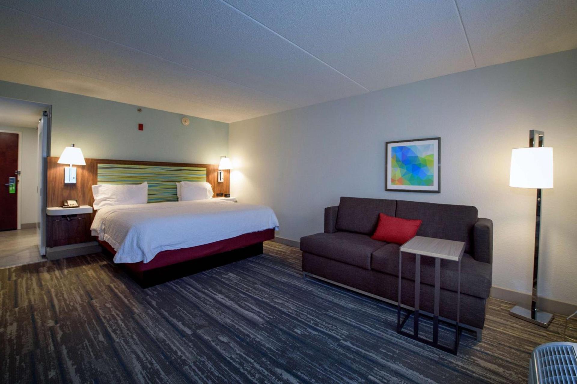 Hampton Inn Fayetteville photo 14