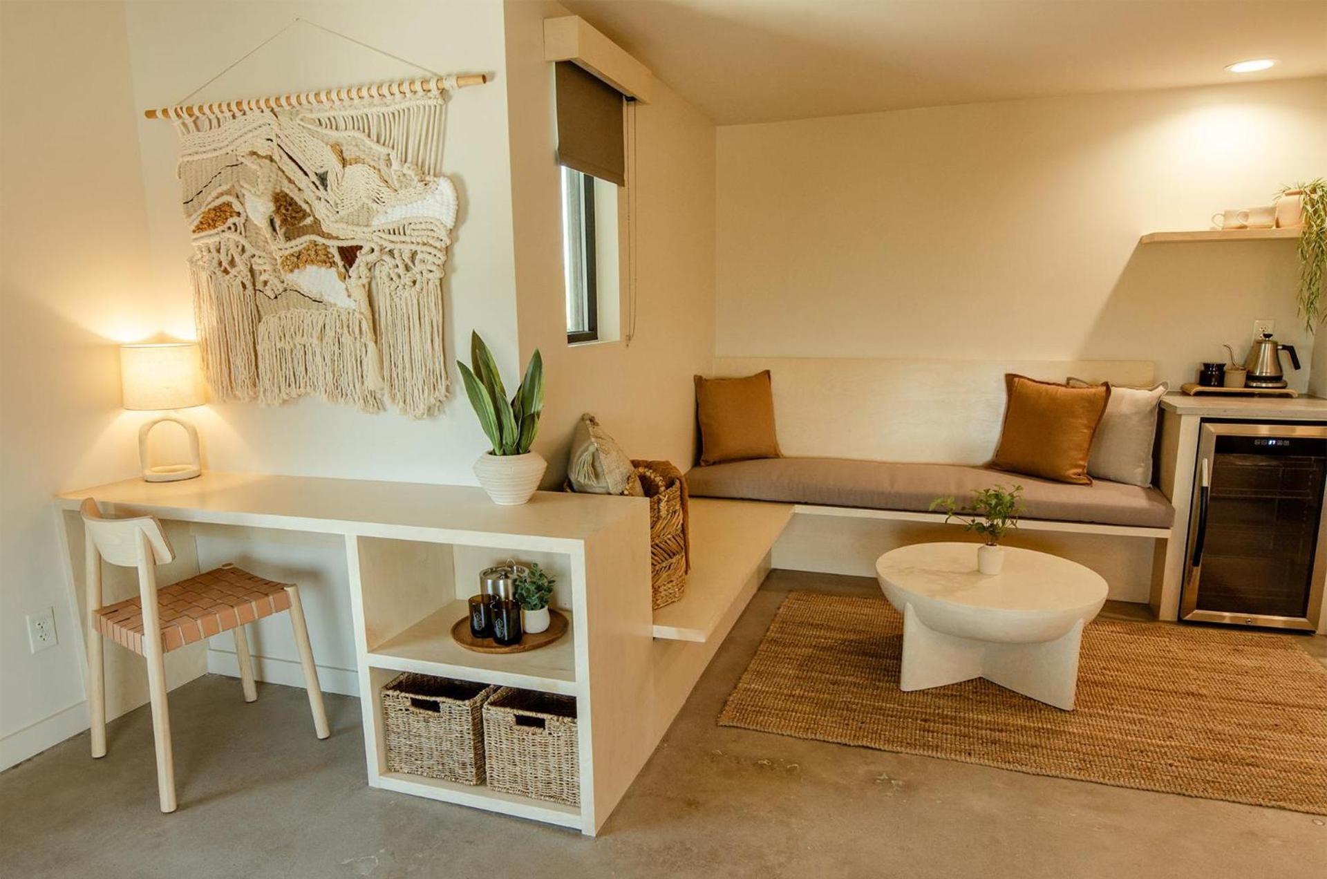 Brut Hotel photo 39