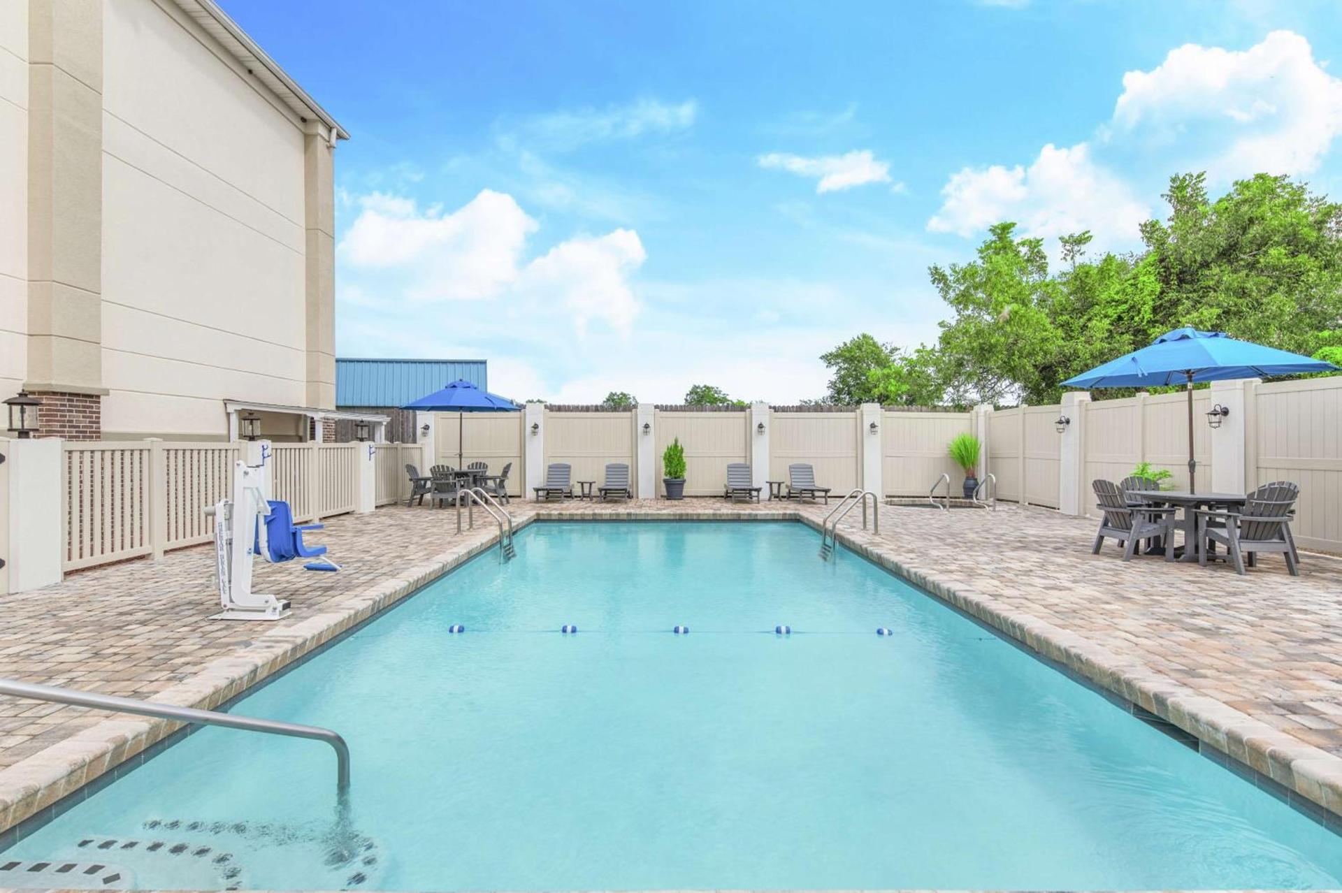 Hampton Inn Thomasville photo 6