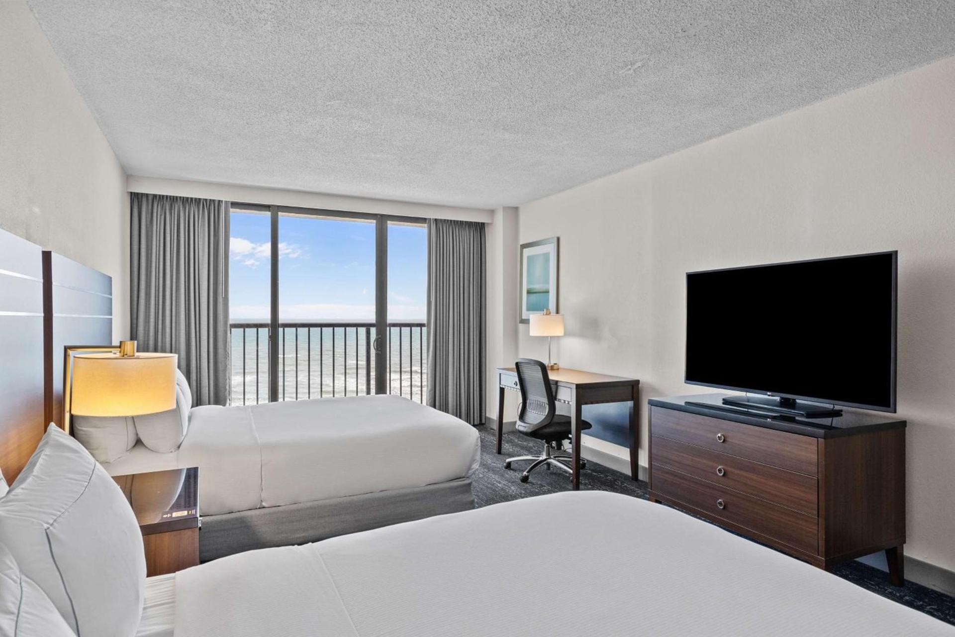 DoubleTree by Hilton Atlantic Beach Oceanfront photo 14
