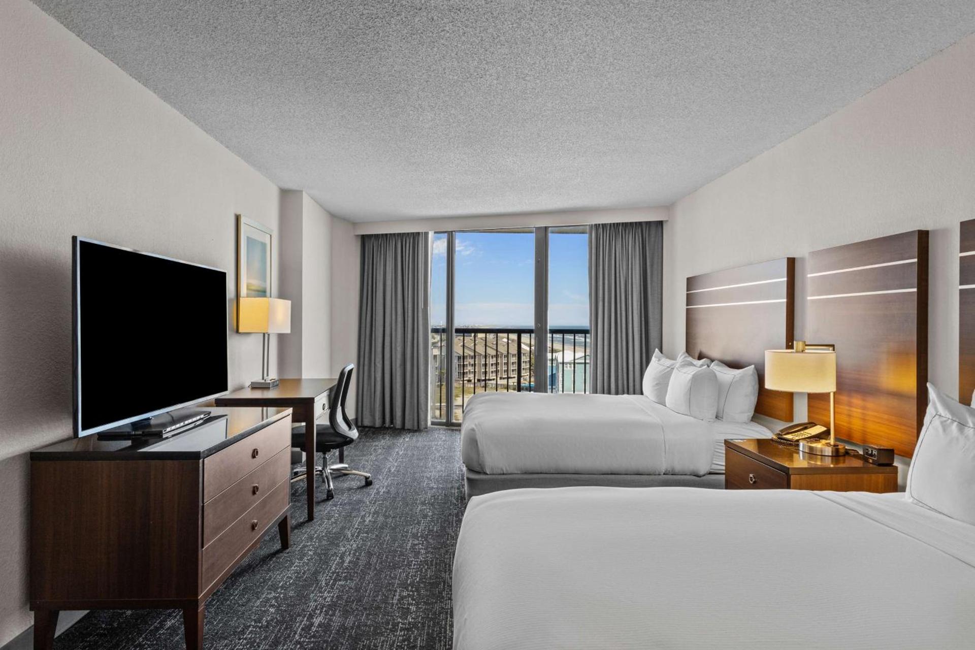 DoubleTree by Hilton Atlantic Beach Oceanfront photo 17