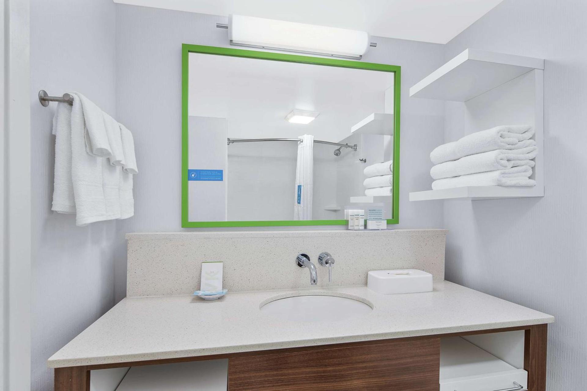 Hampton Inn Thomasville photo 11