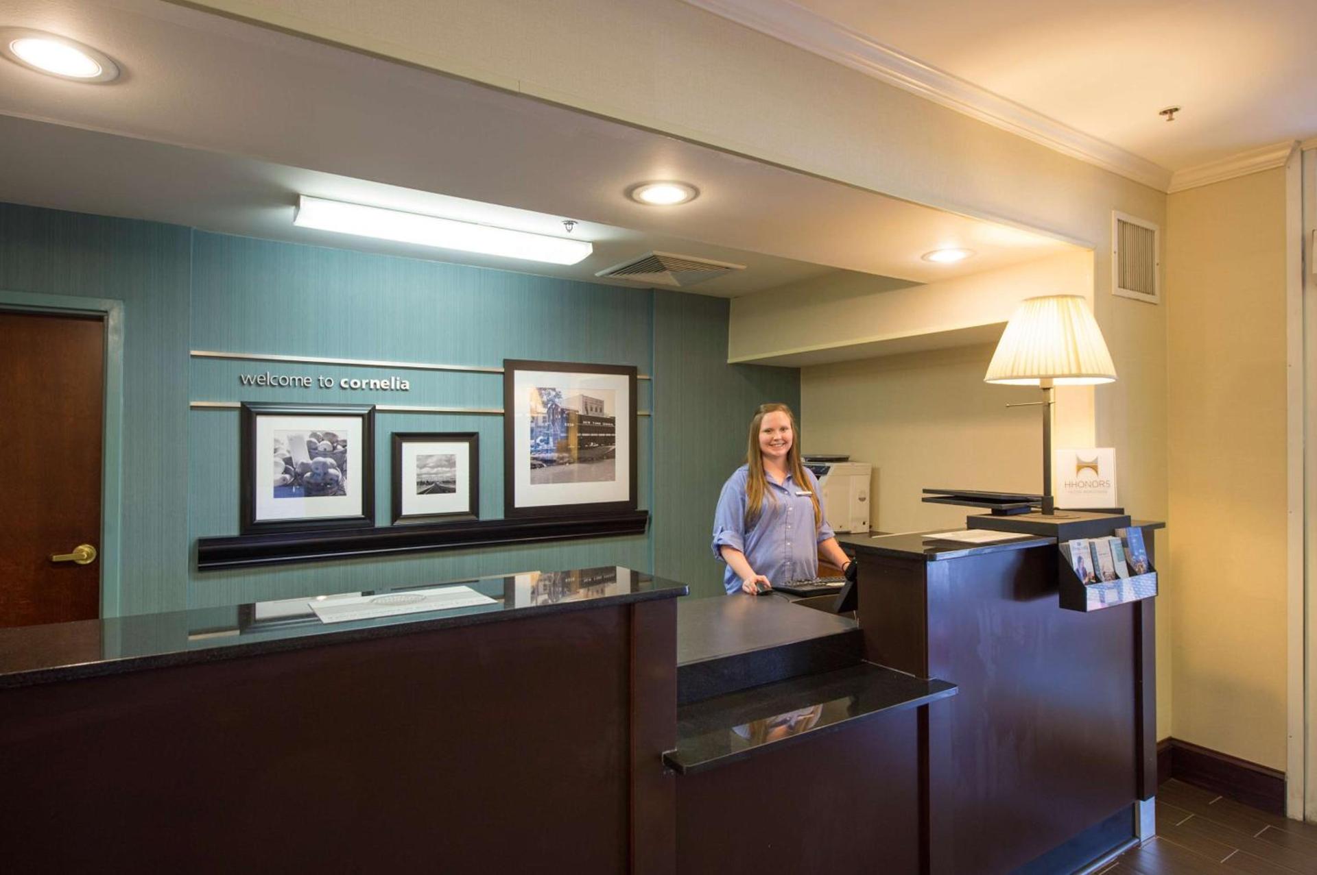 Hampton Inn Cornelia photo 3